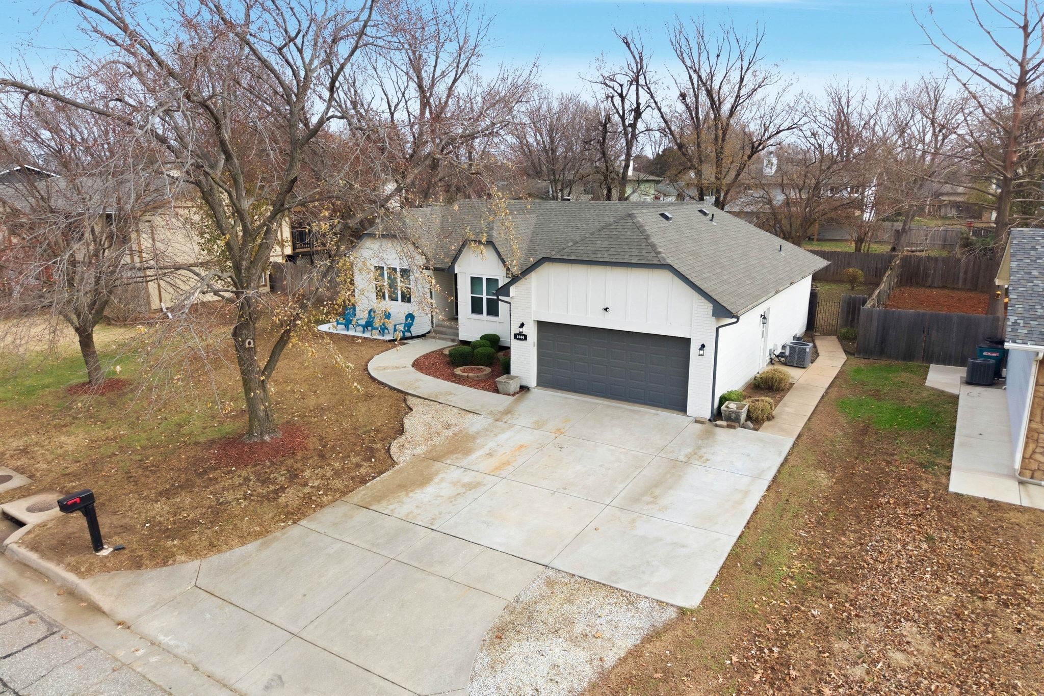 1644 N Parkdale Street Wichita KS 67212