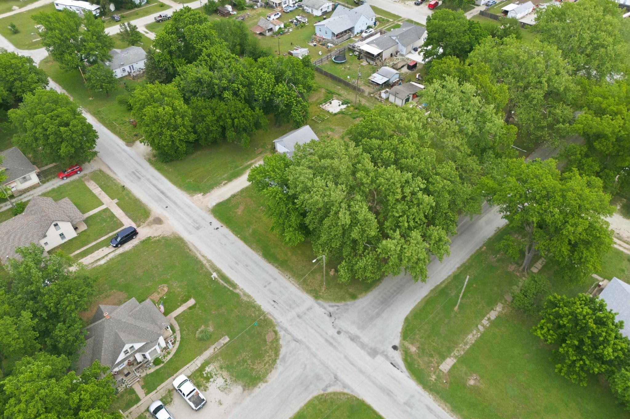 420 W 5th Belle Plaine KS 67013