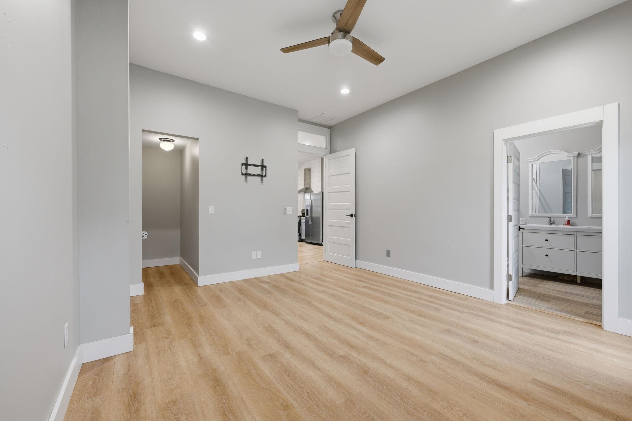 420 W 5th Belle Plaine KS 67013