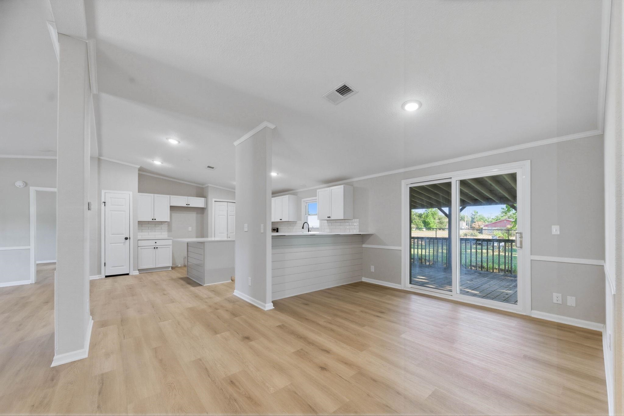 6068 S Seneca Street Wichita KS 67217