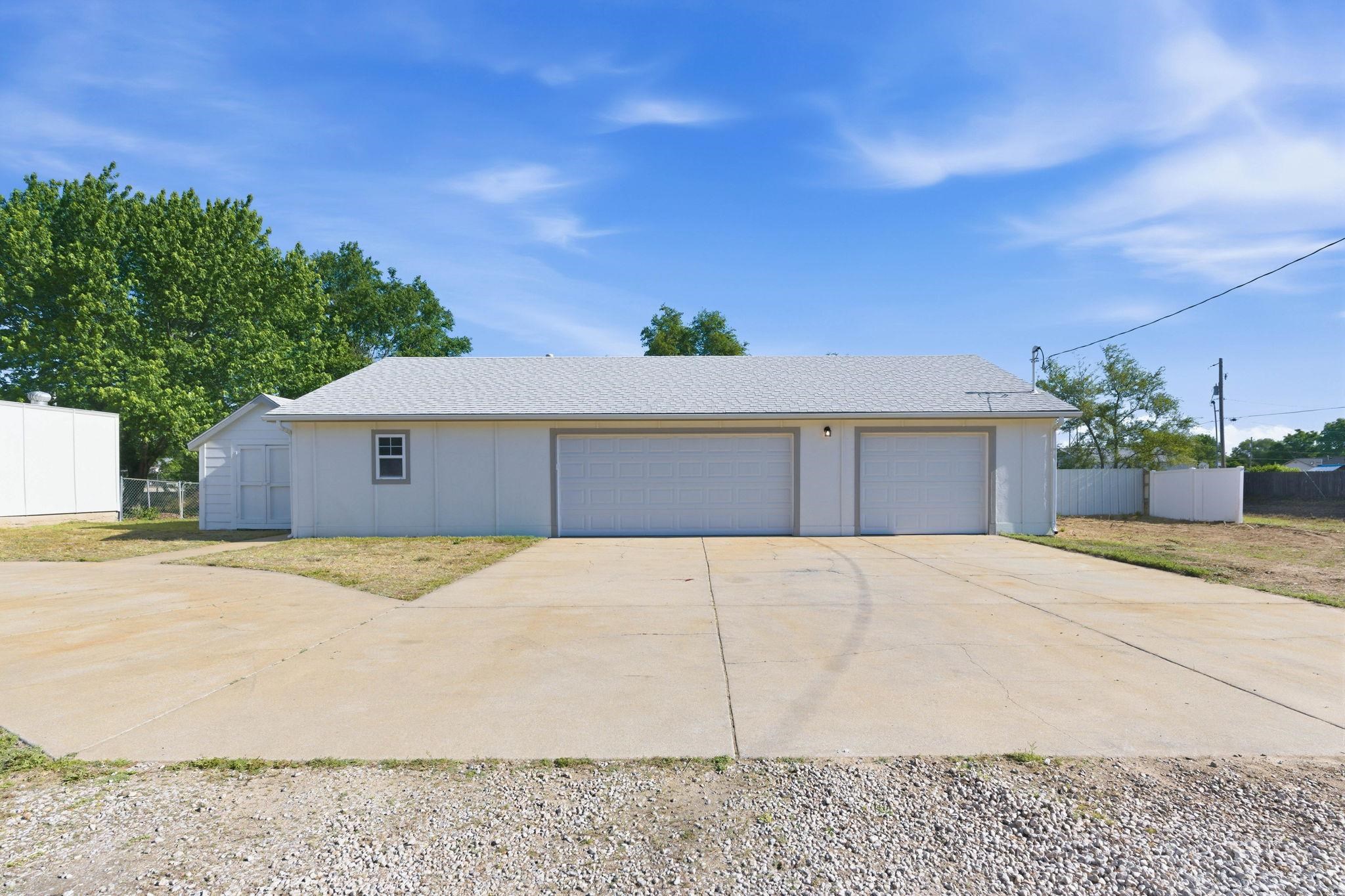 6068 S Seneca Street Wichita KS 67217
