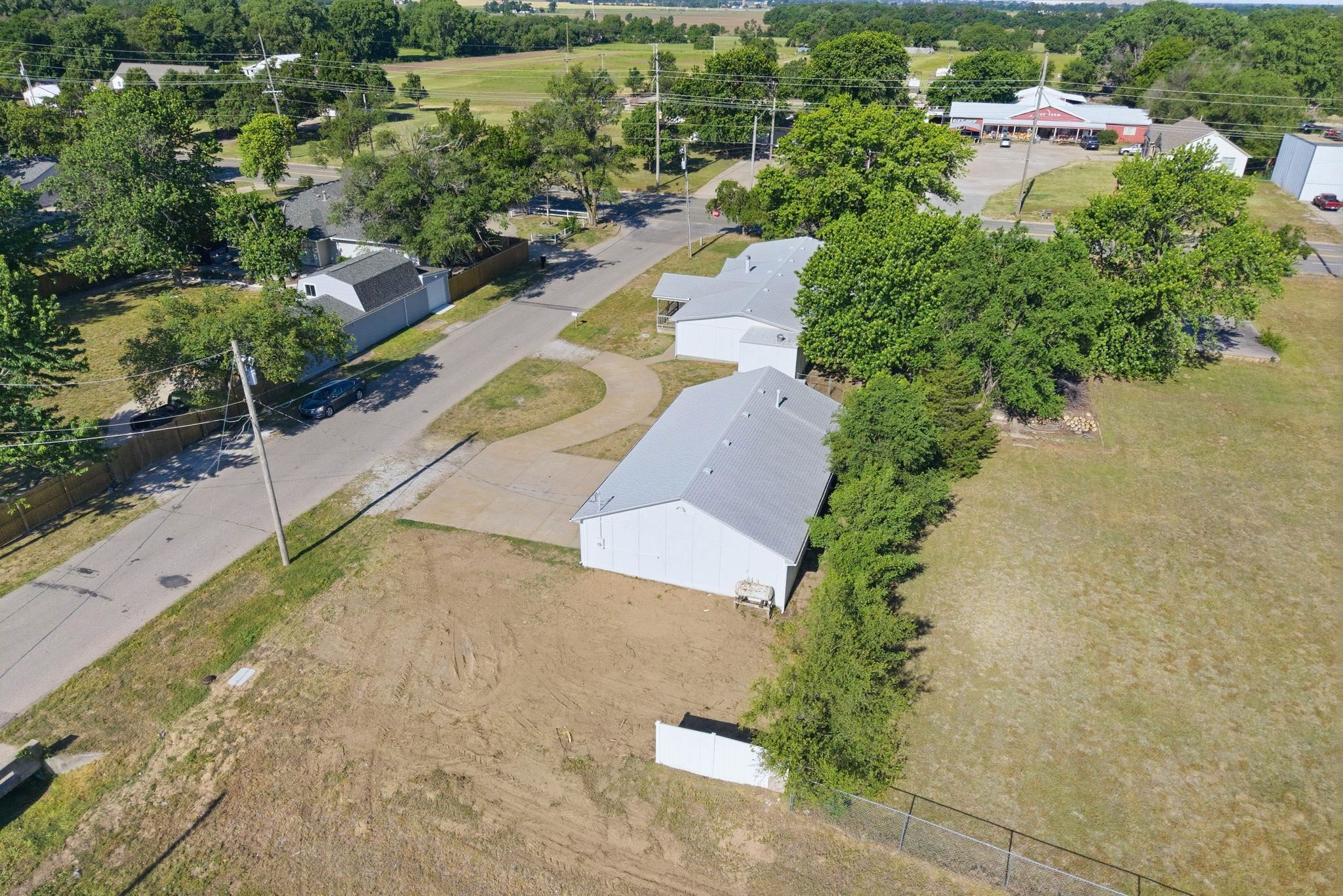 6068 S Seneca Street Wichita KS 67217