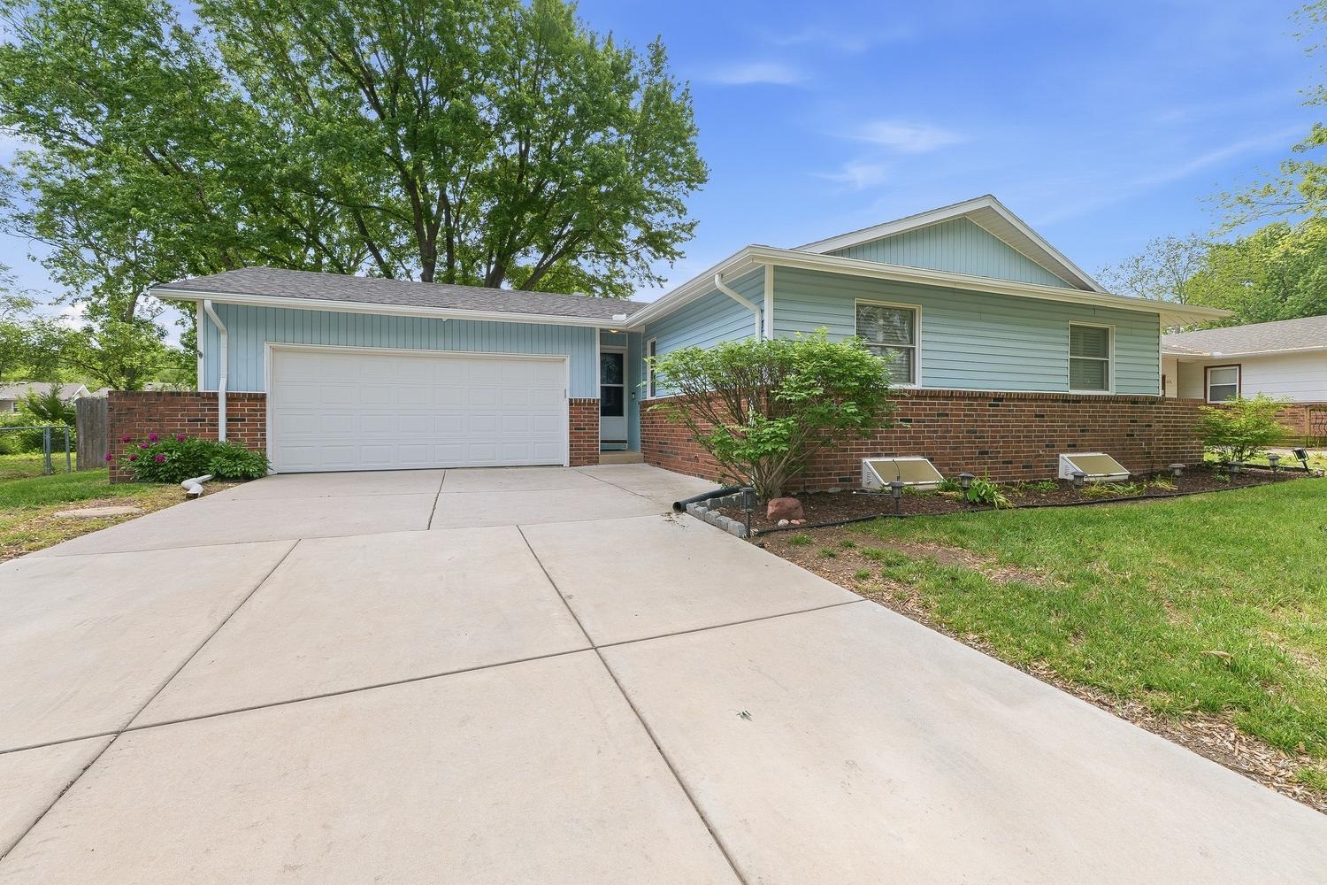 6240 N Longmont Street Park City KS 67219