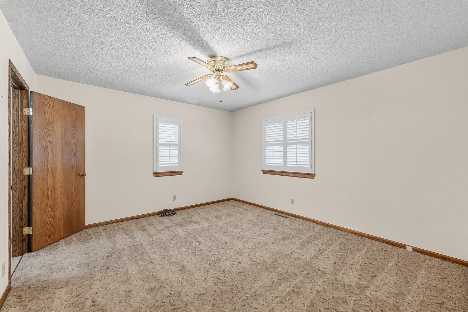 6240 N Longmont Street Park City KS 67219