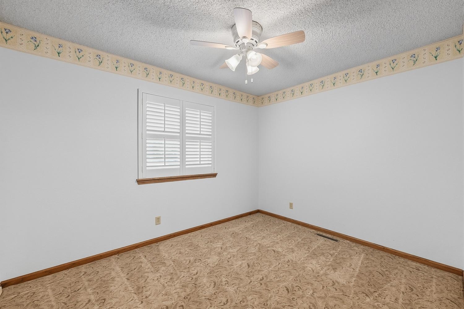 6240 N Longmont Street Park City KS 67219