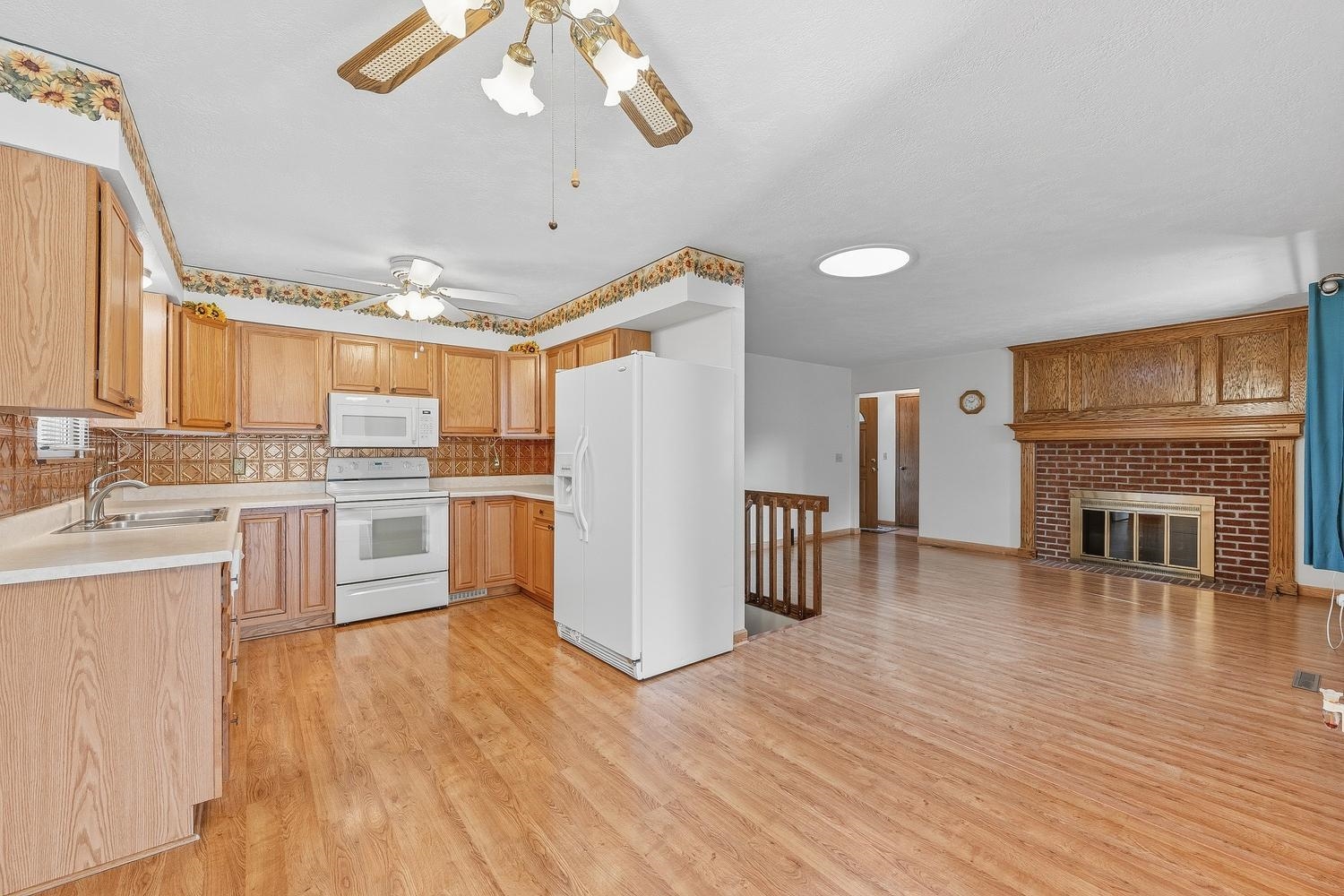 6240 N Longmont Street Park City KS 67219