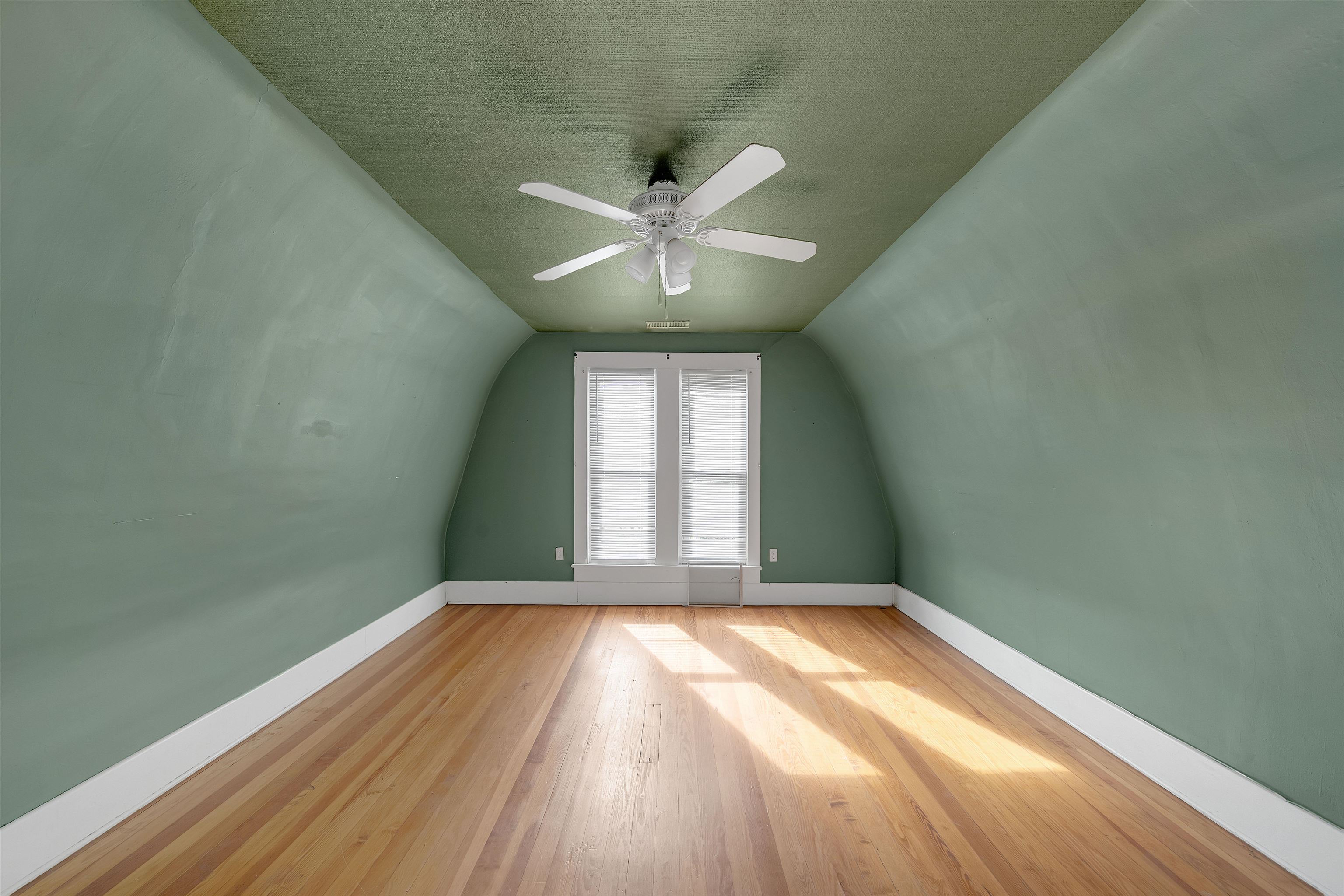 203 N Lee Street Clearwater KS 67026