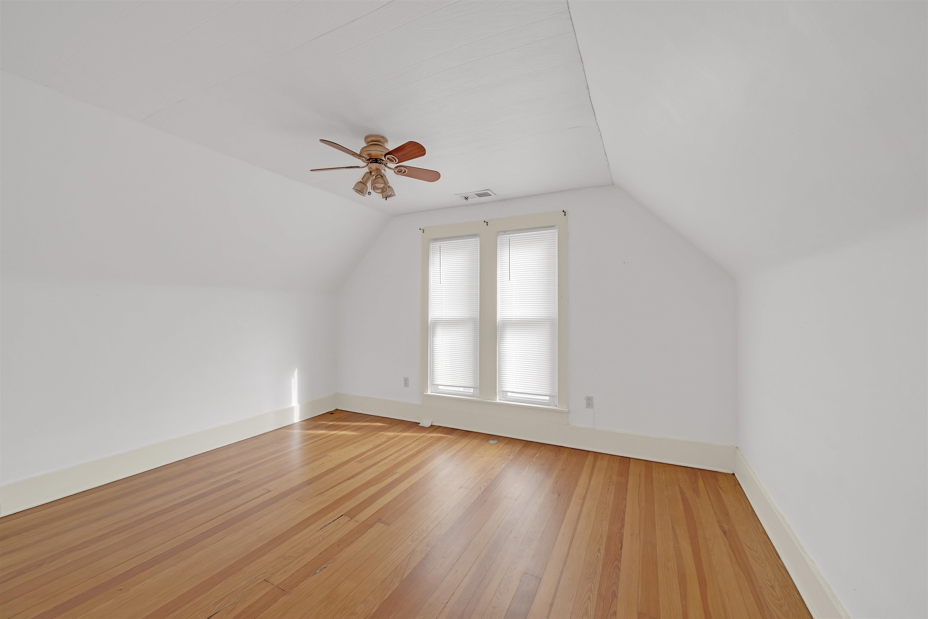 203 N Lee Street Clearwater KS 67026