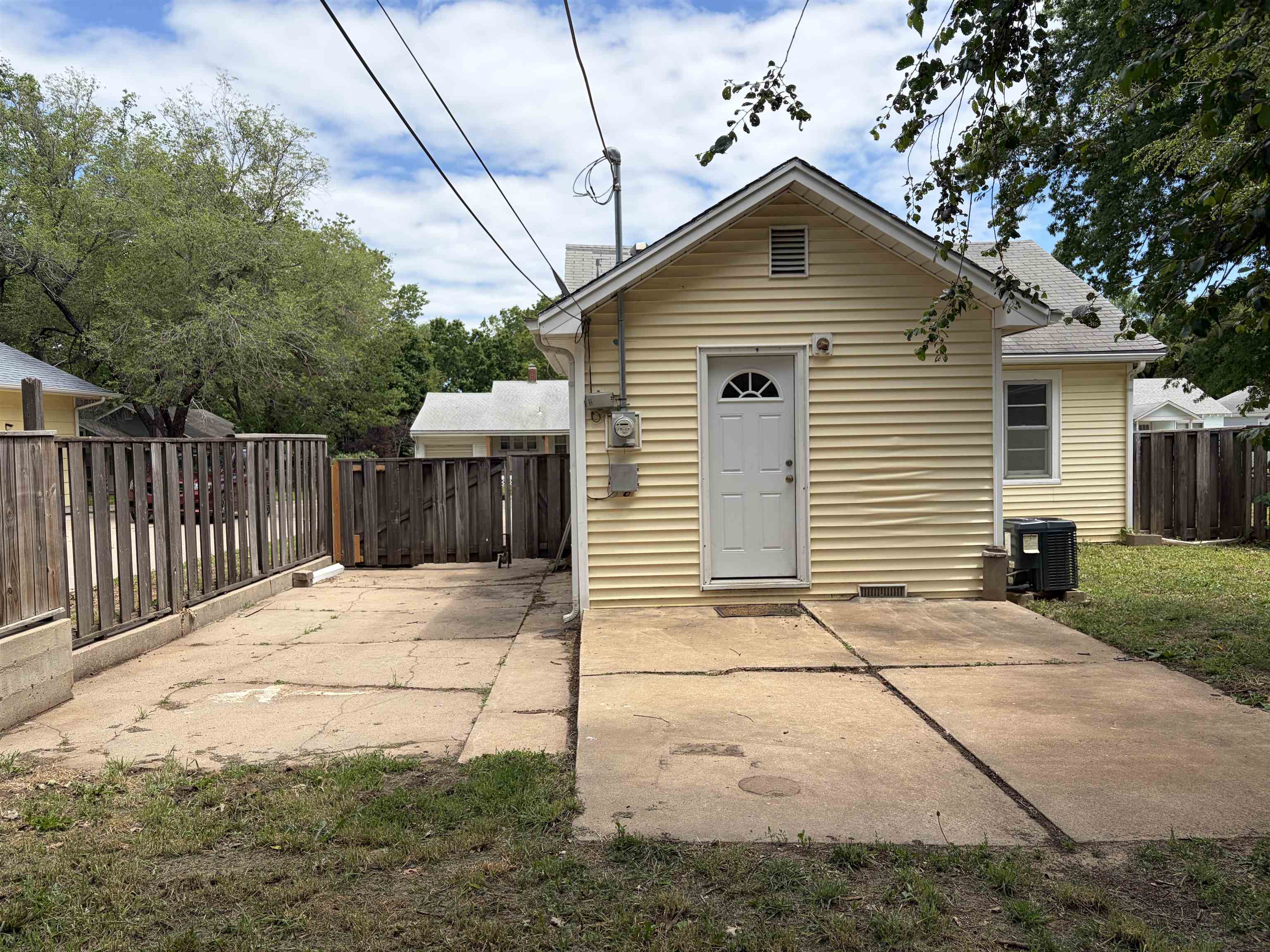611 N Frazier Street El Dorado KS 67042
