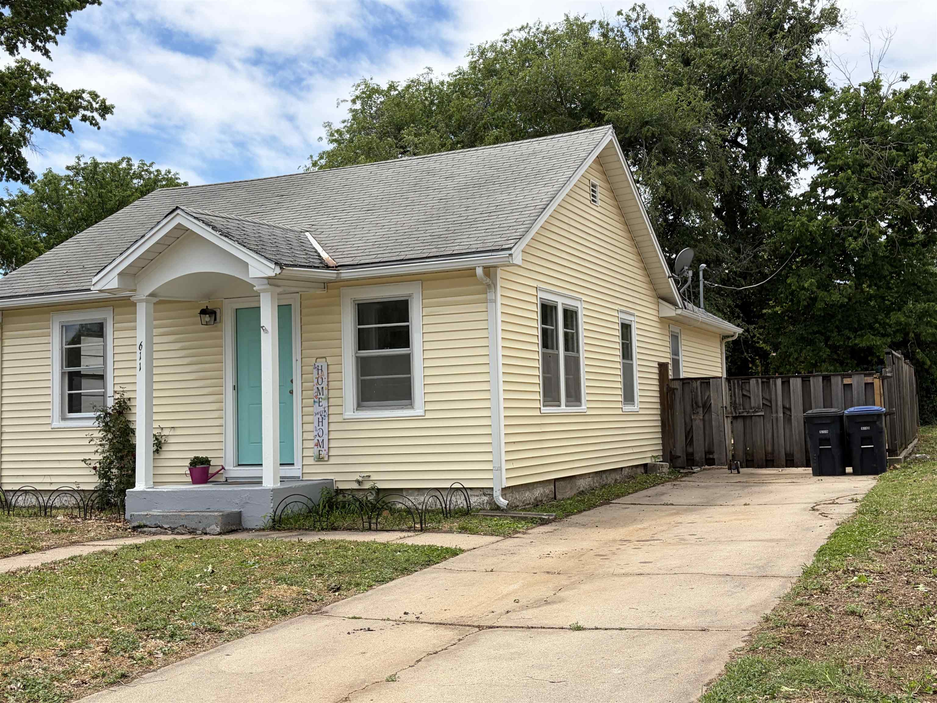 611 N Frazier Street El Dorado KS 67042