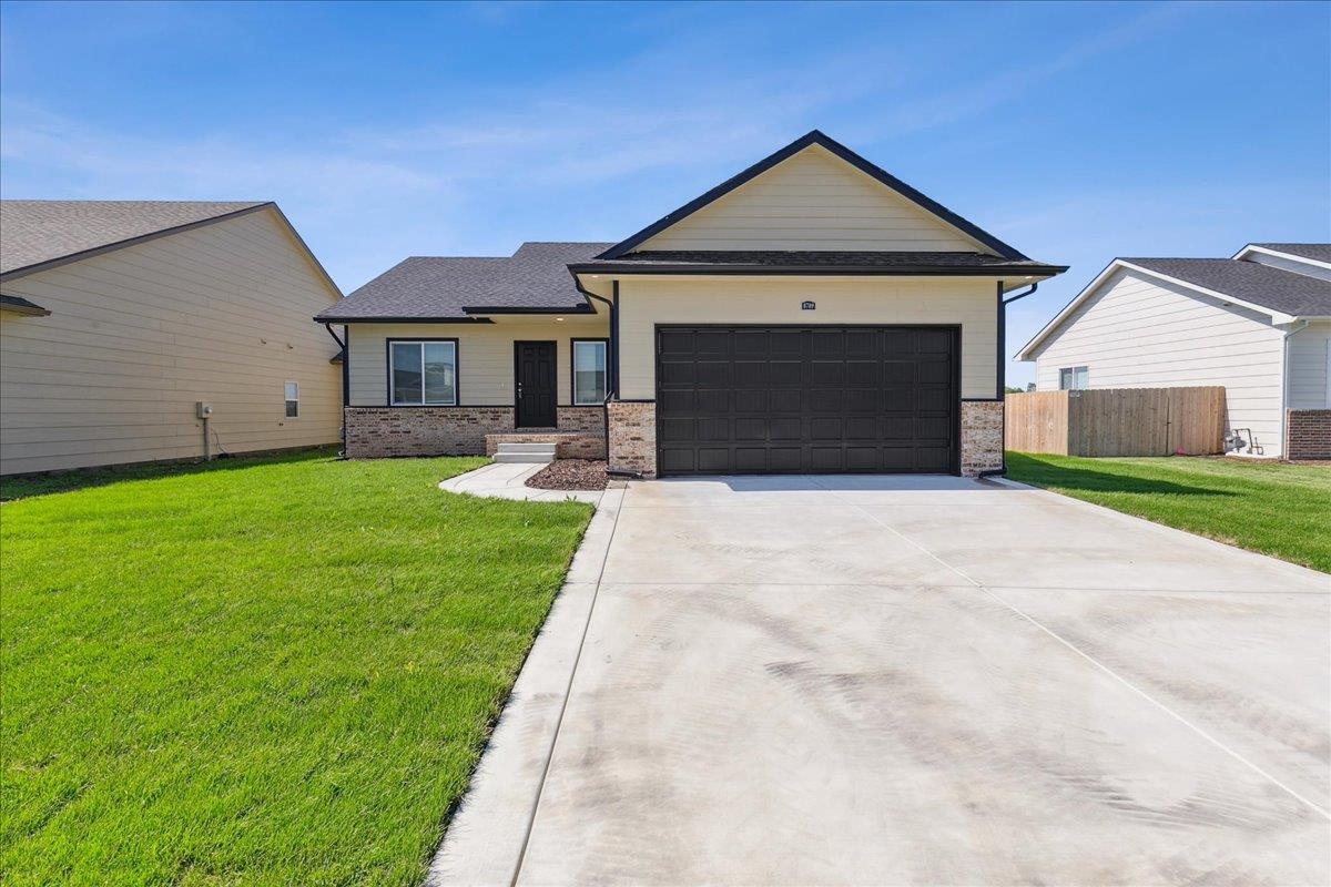 8789 E Summerside Place Bel Aire KS 67226