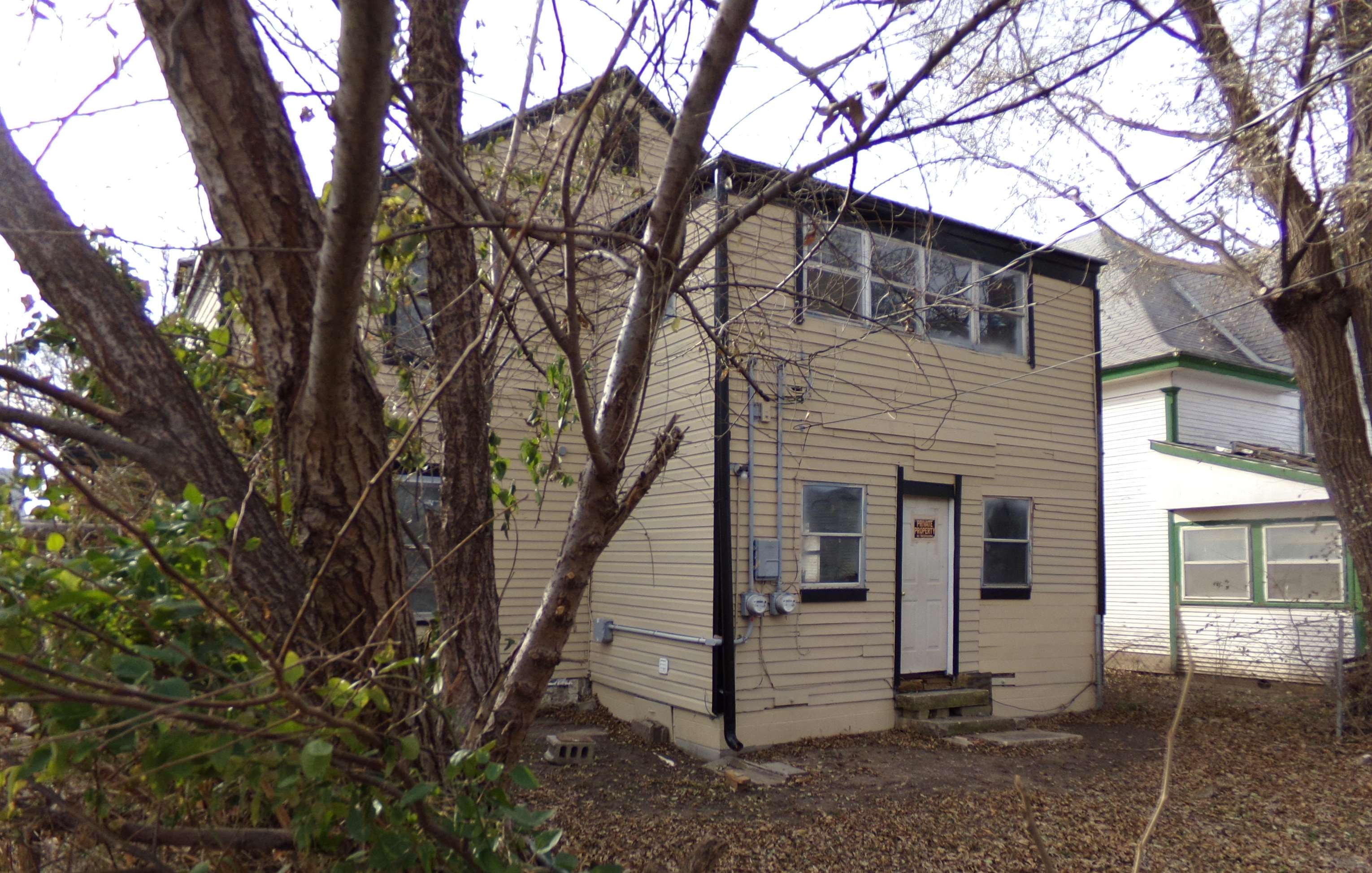 318 E 7th Avenue Winfield KS 67156