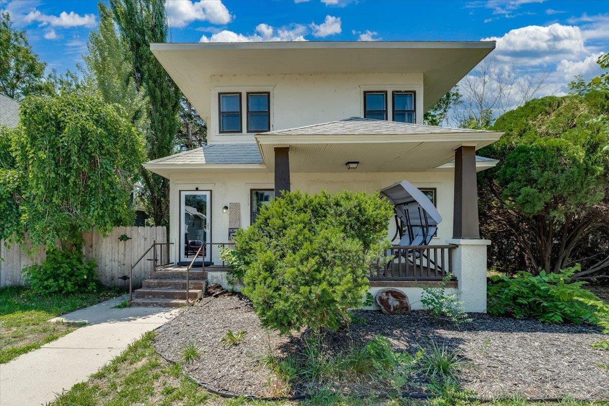 225 W 9th Avenue Hutchinson KS 67501