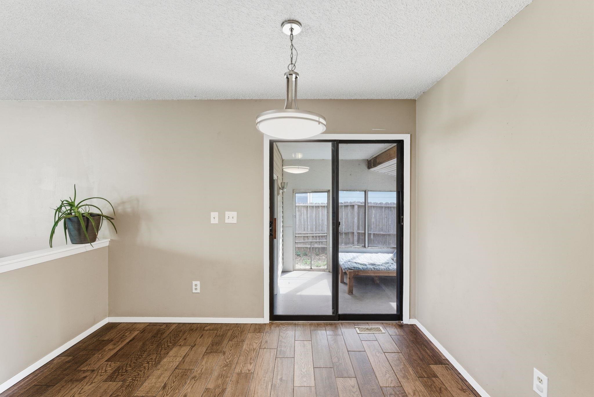 5929 W York Street Wichita KS 67215