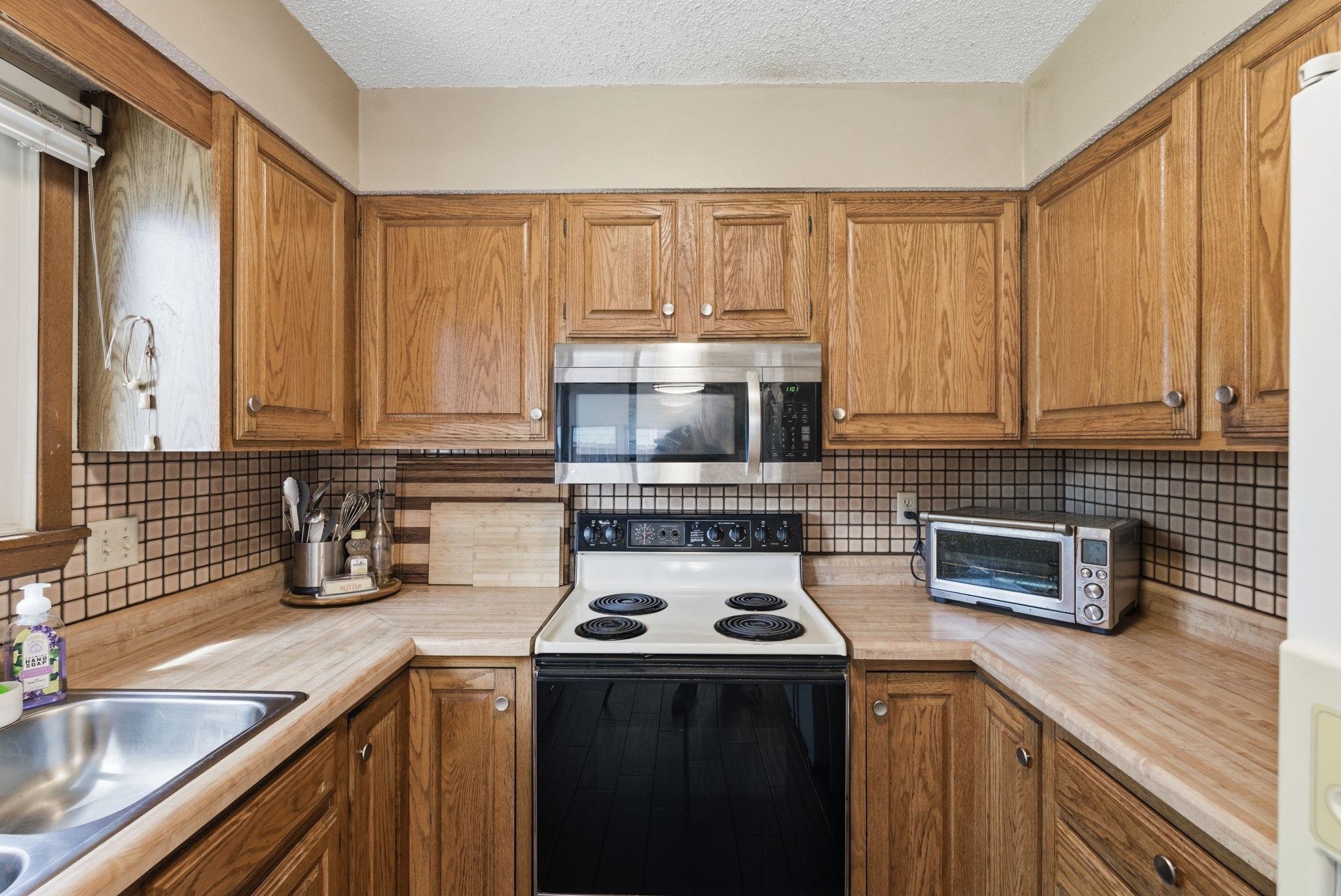 5929 W York Street Wichita KS 67215