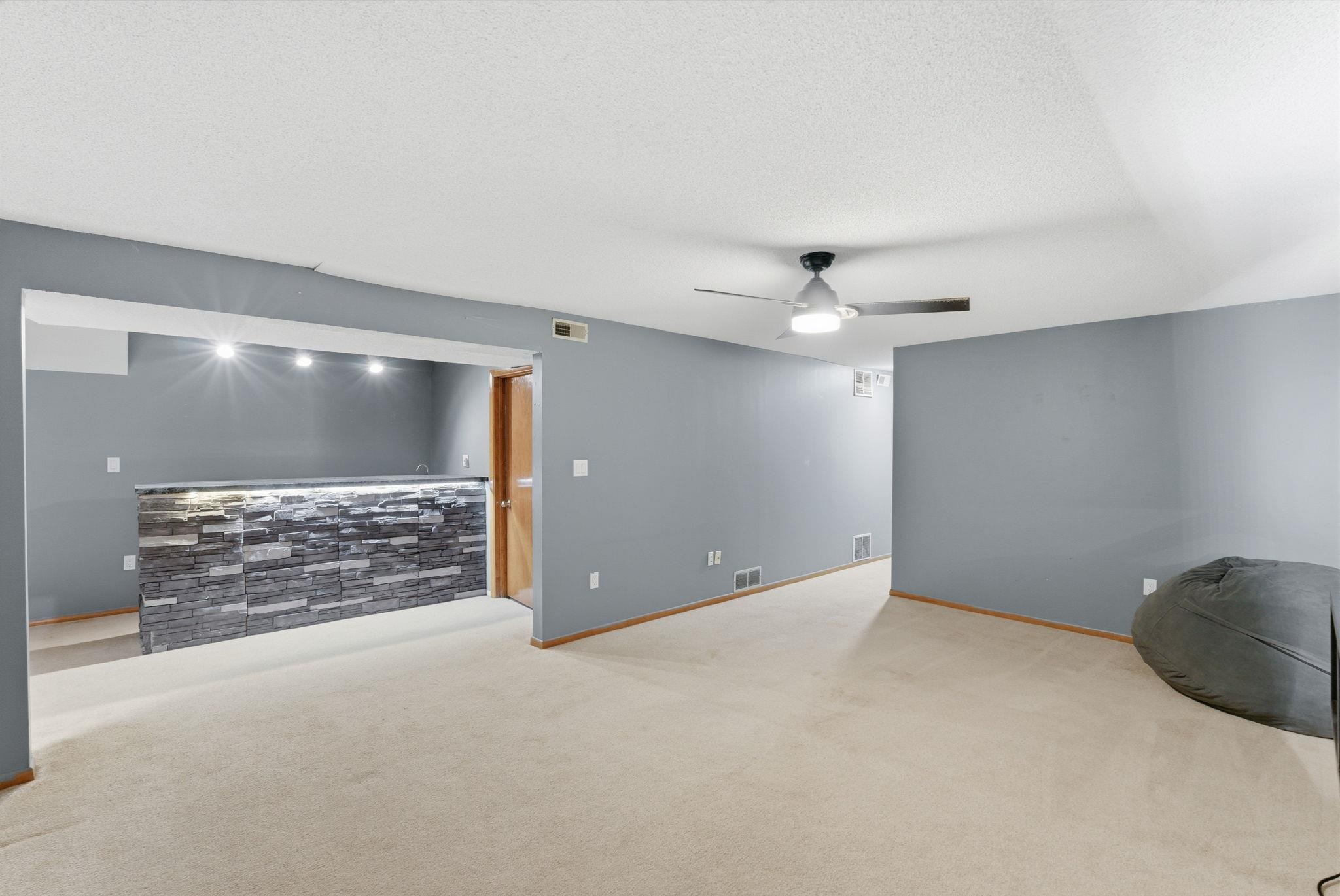 5929 W York Street Wichita KS 67215