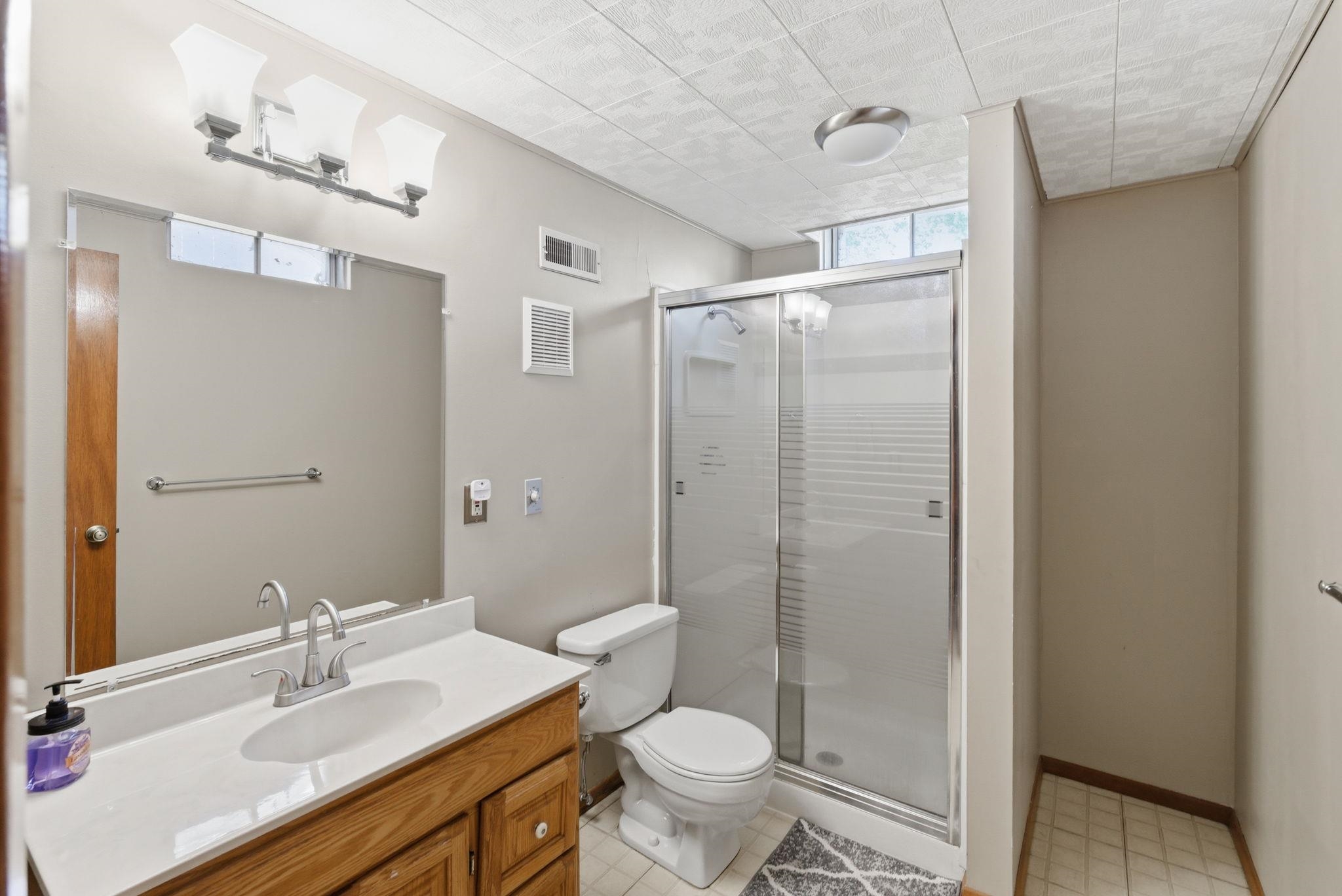 5929 W York Street Wichita KS 67215