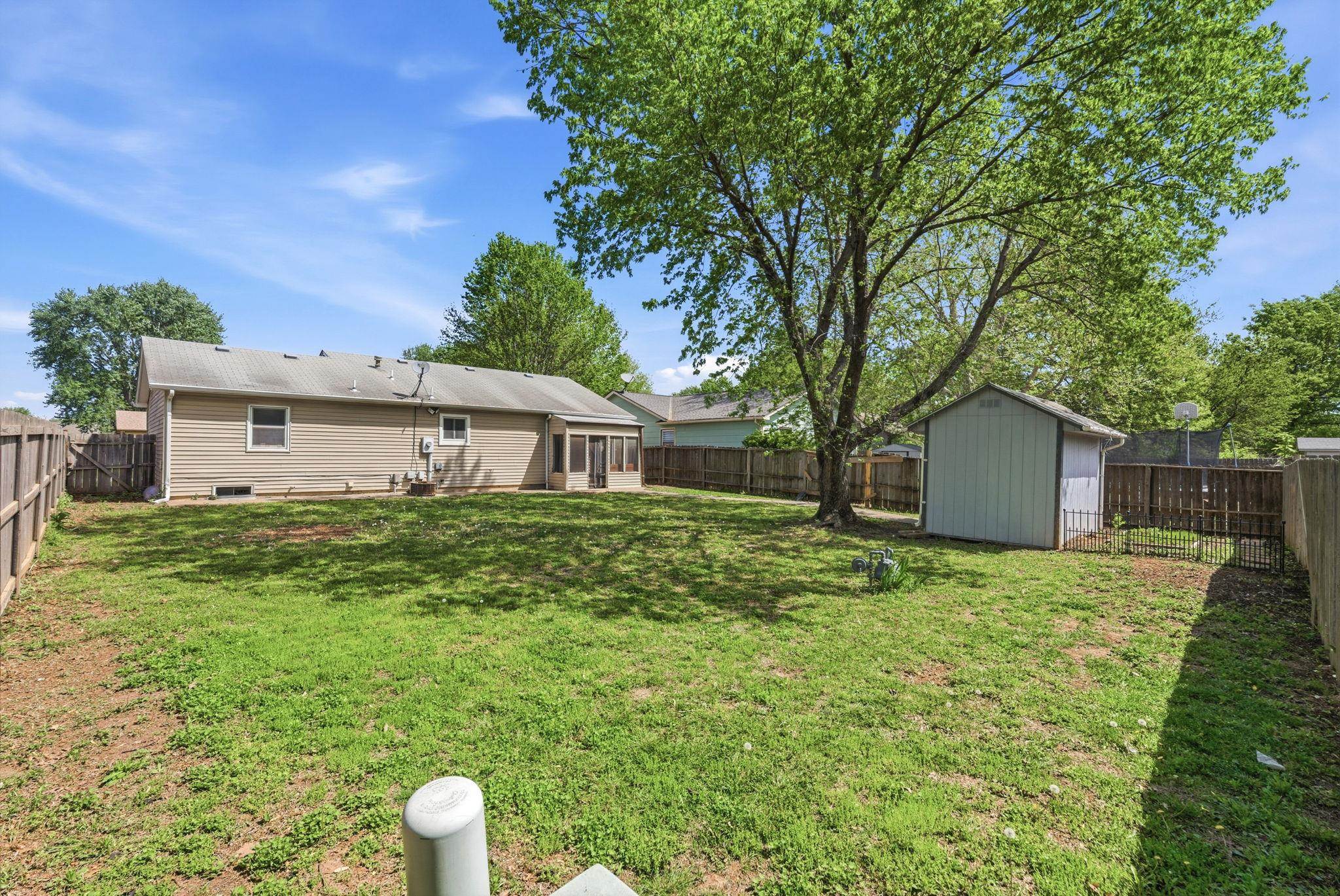 5929 W York Street Wichita KS 67215