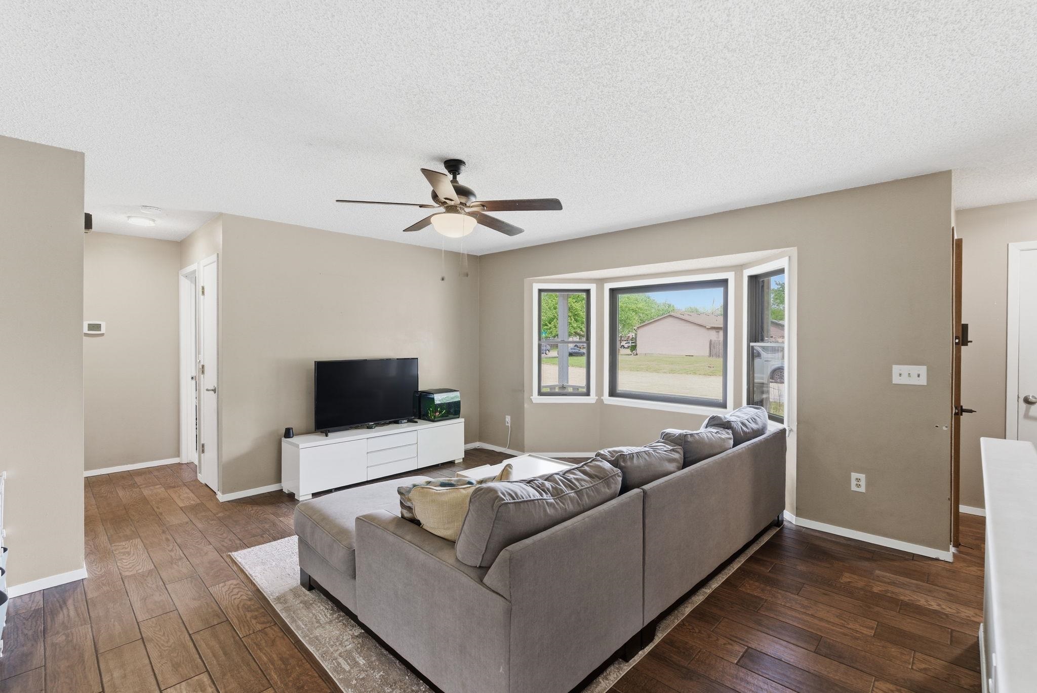5929 W York Street Wichita KS 67215