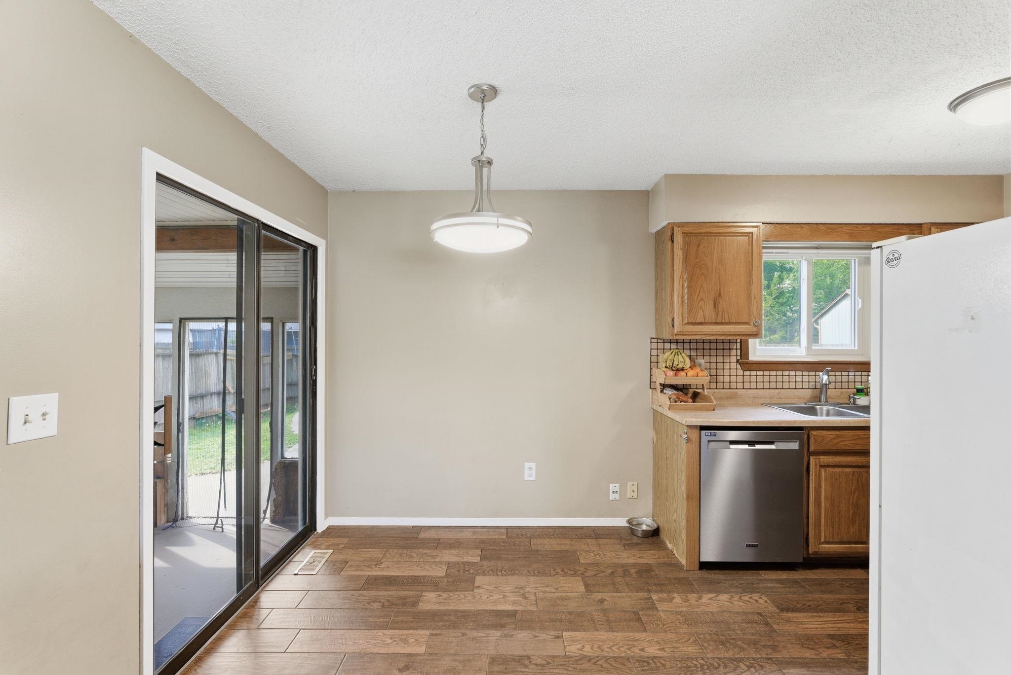 5929 W York Street Wichita KS 67215