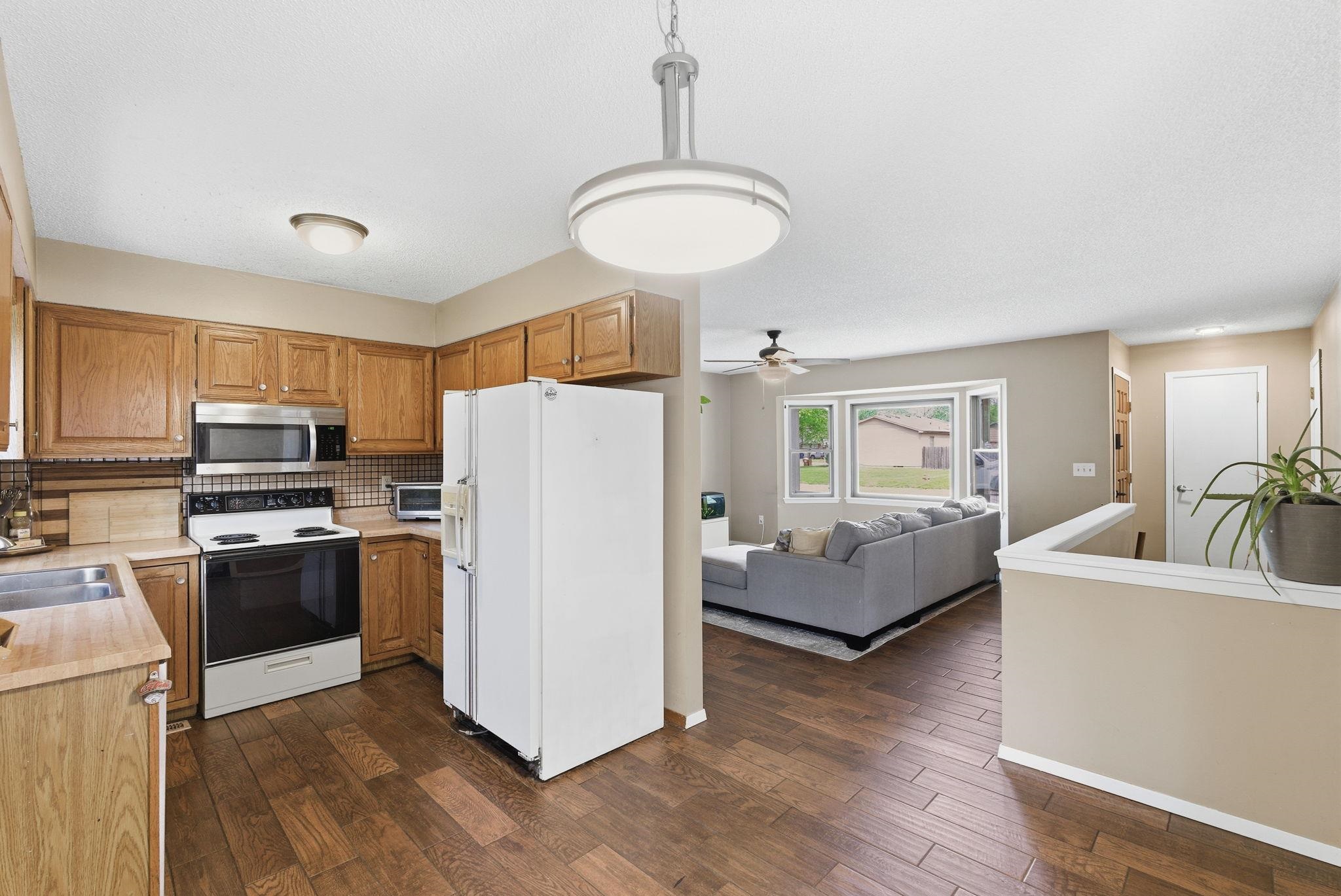 5929 W York Street Wichita KS 67215