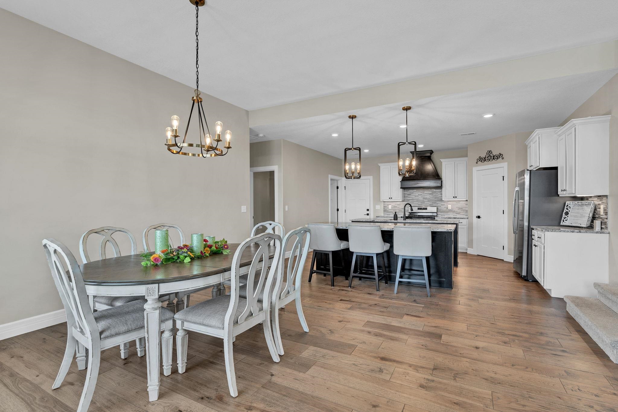 1611 N Shadow Rock Drive Andover KS 67002