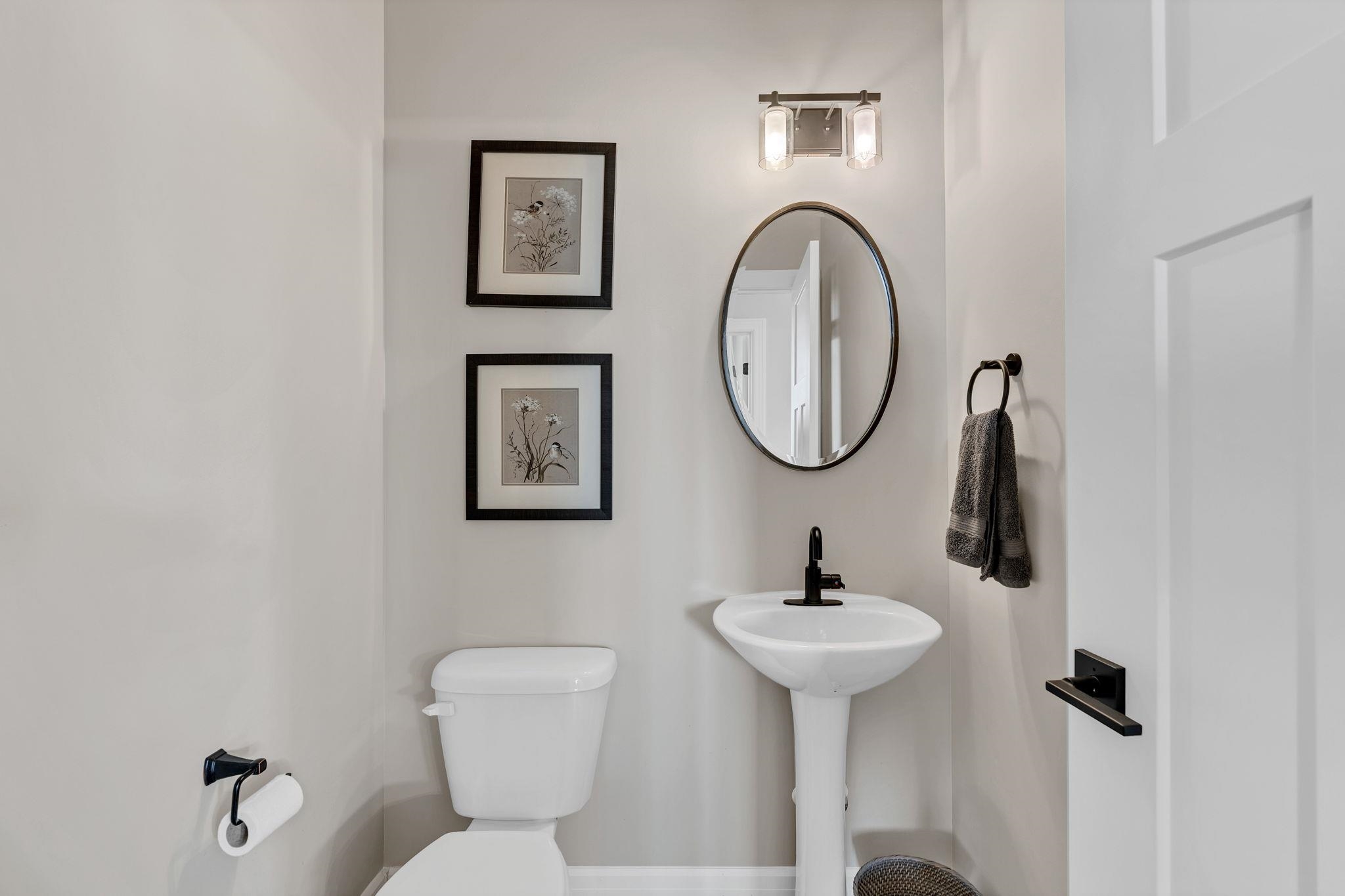 1611 N Shadow Rock Drive Andover KS 67002