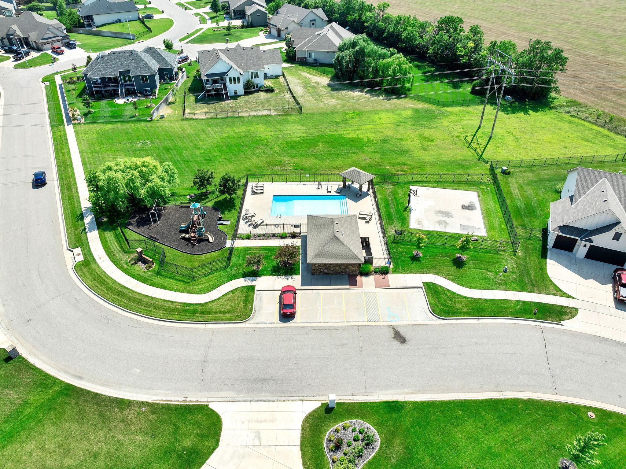 1611 N Shadow Rock Drive Andover KS 67002