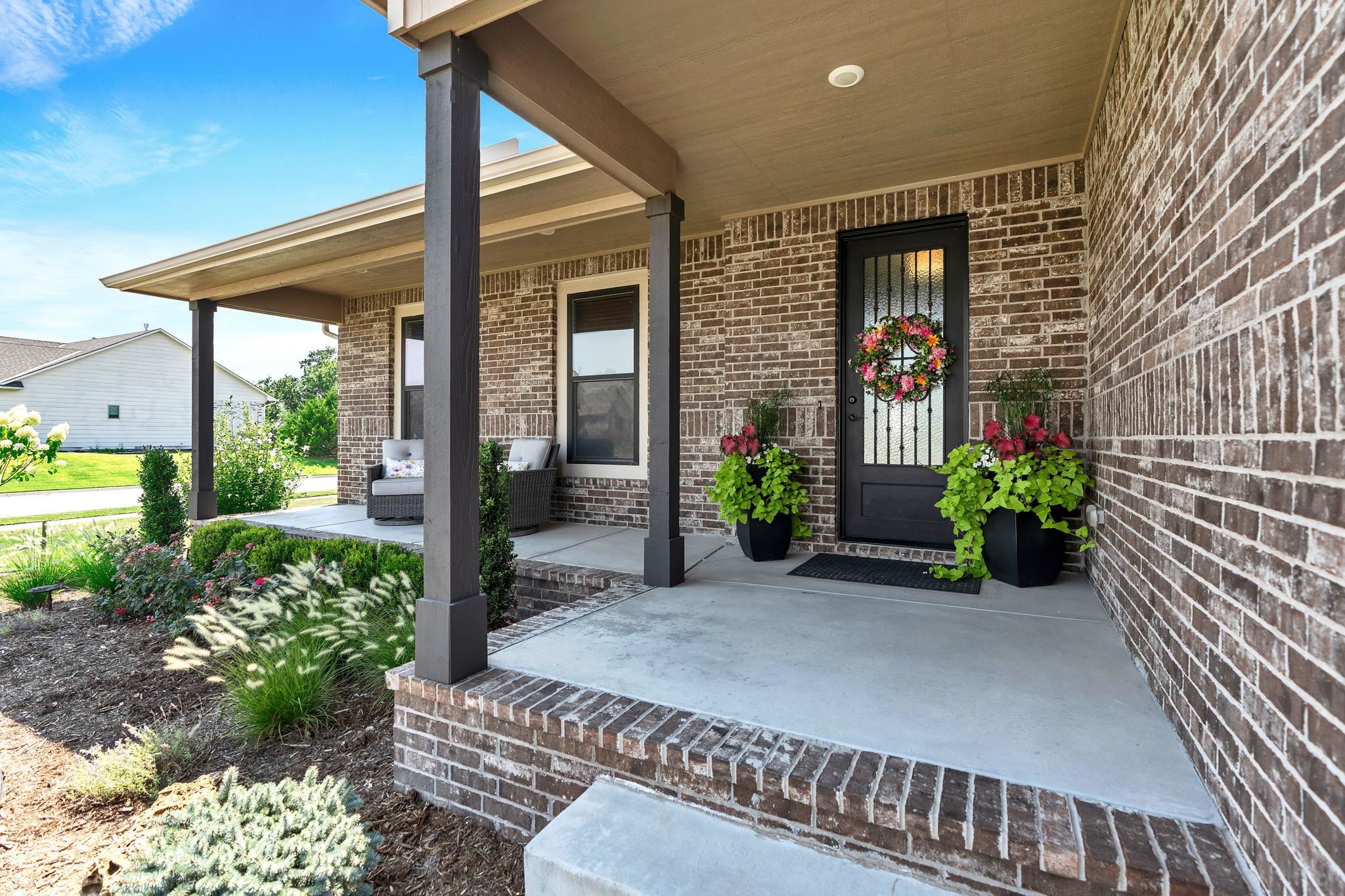 1611 N Shadow Rock Drive Andover KS 67002