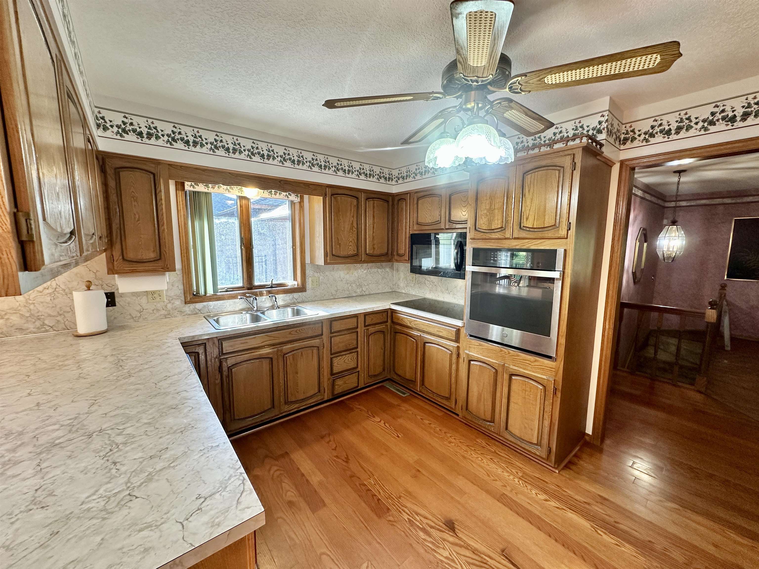 3 Debra Augusta KS 67010