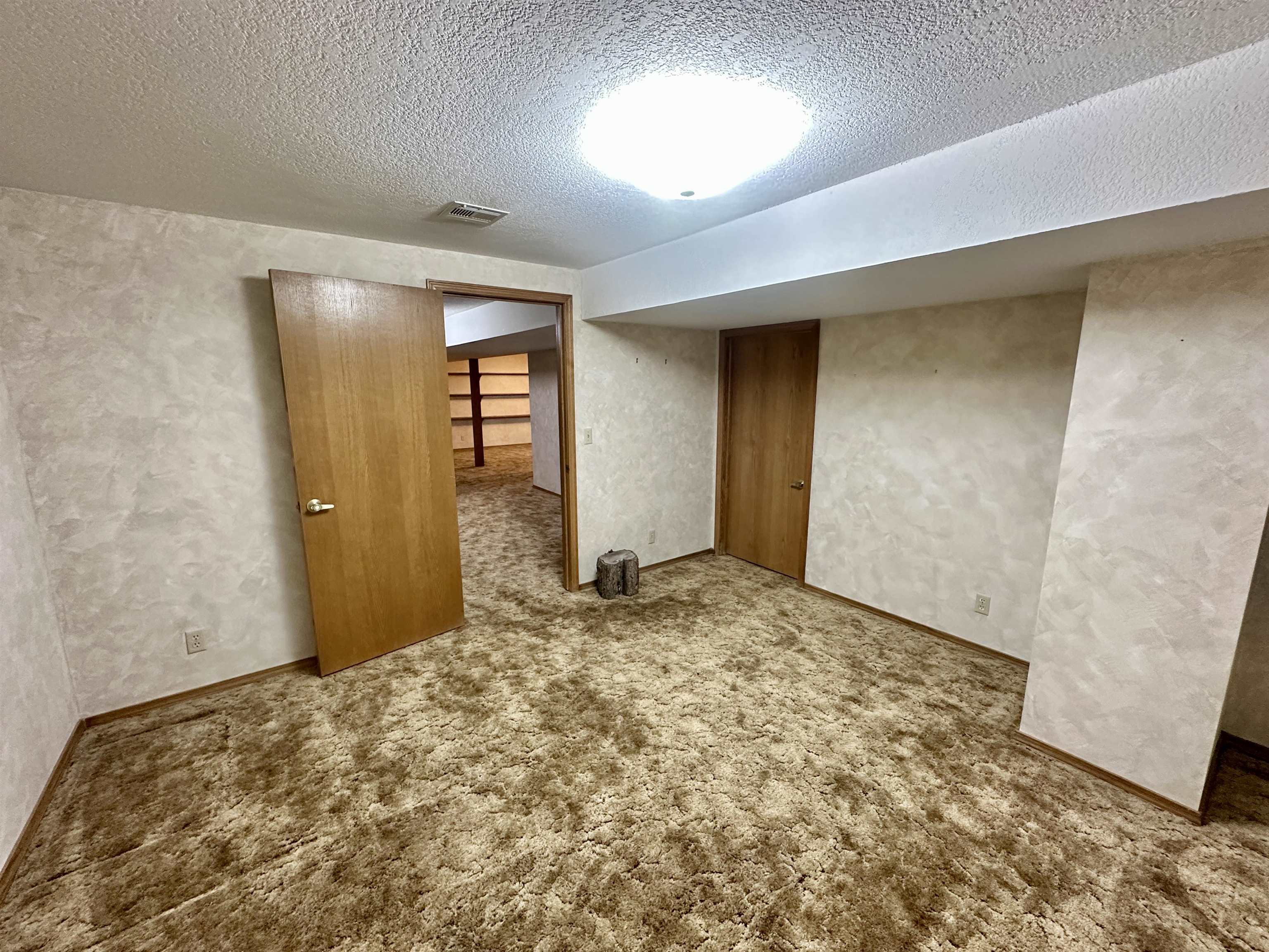 3 Debra Augusta KS 67010