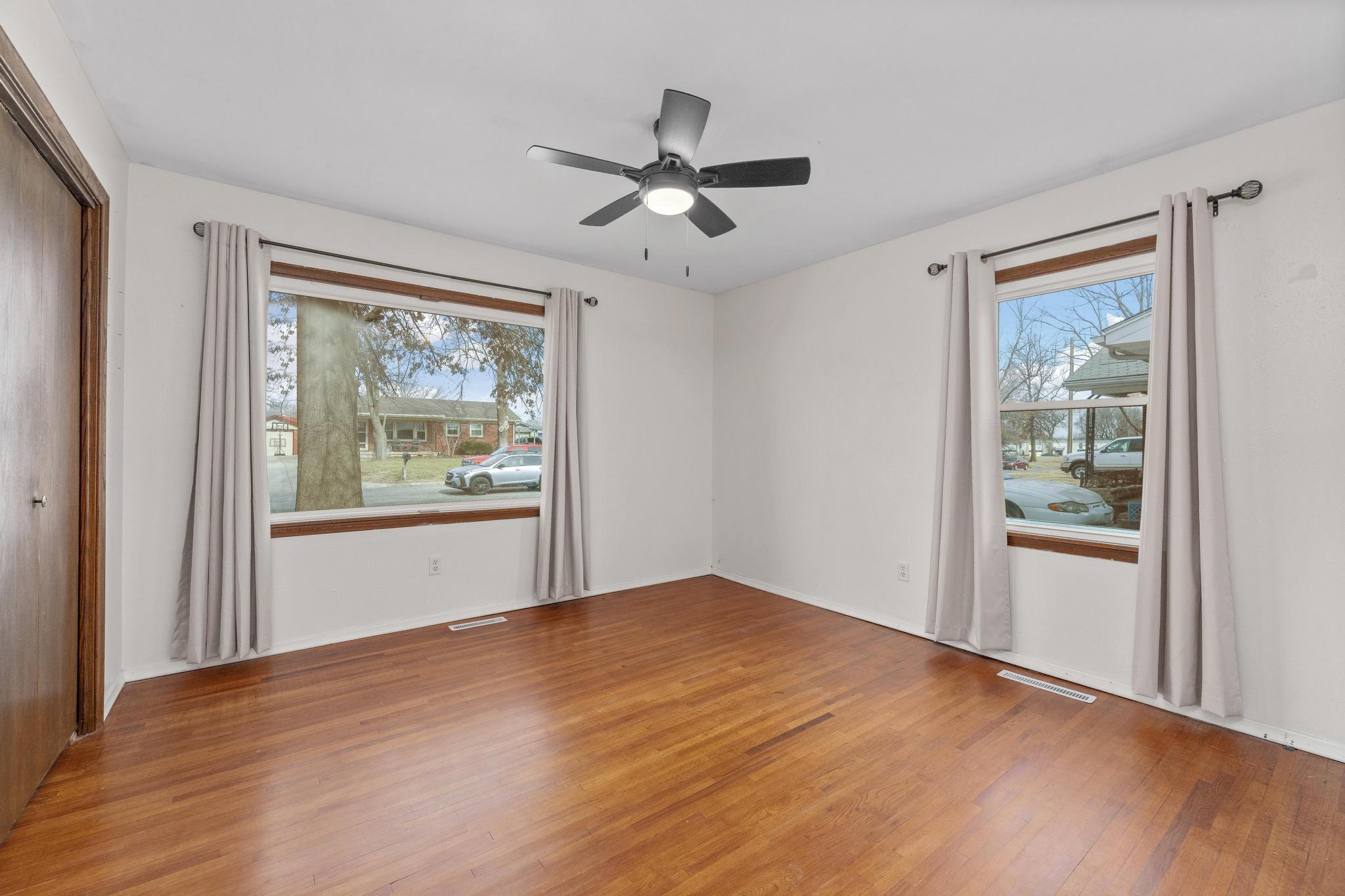 217 E Filmore Mulvane KS 67110
