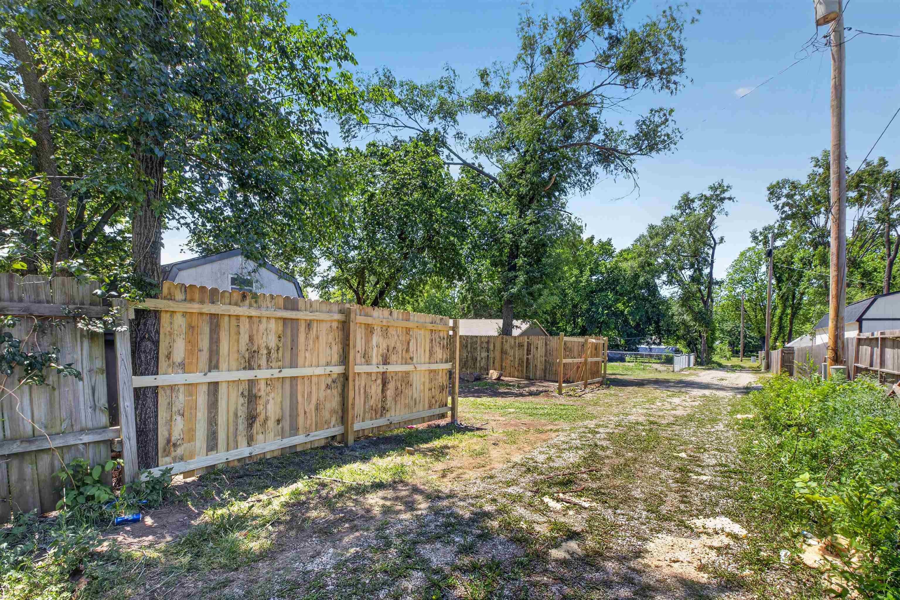 428 E Bridge Street Mulvane KS 67110