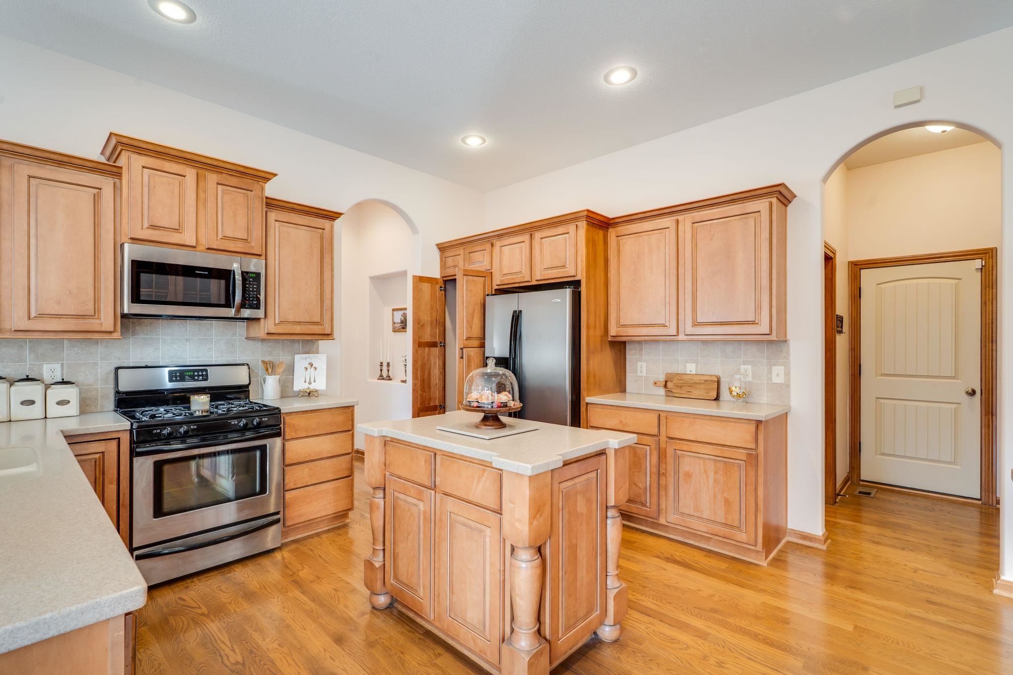 2531 N Rough Creek Road Derby KS 67037