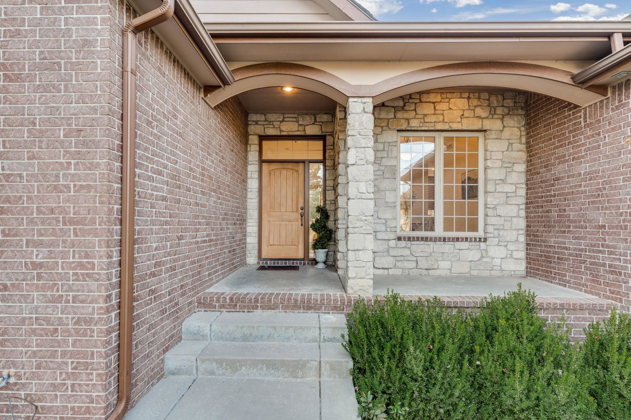 2531 N Rough Creek Road Derby KS 67037