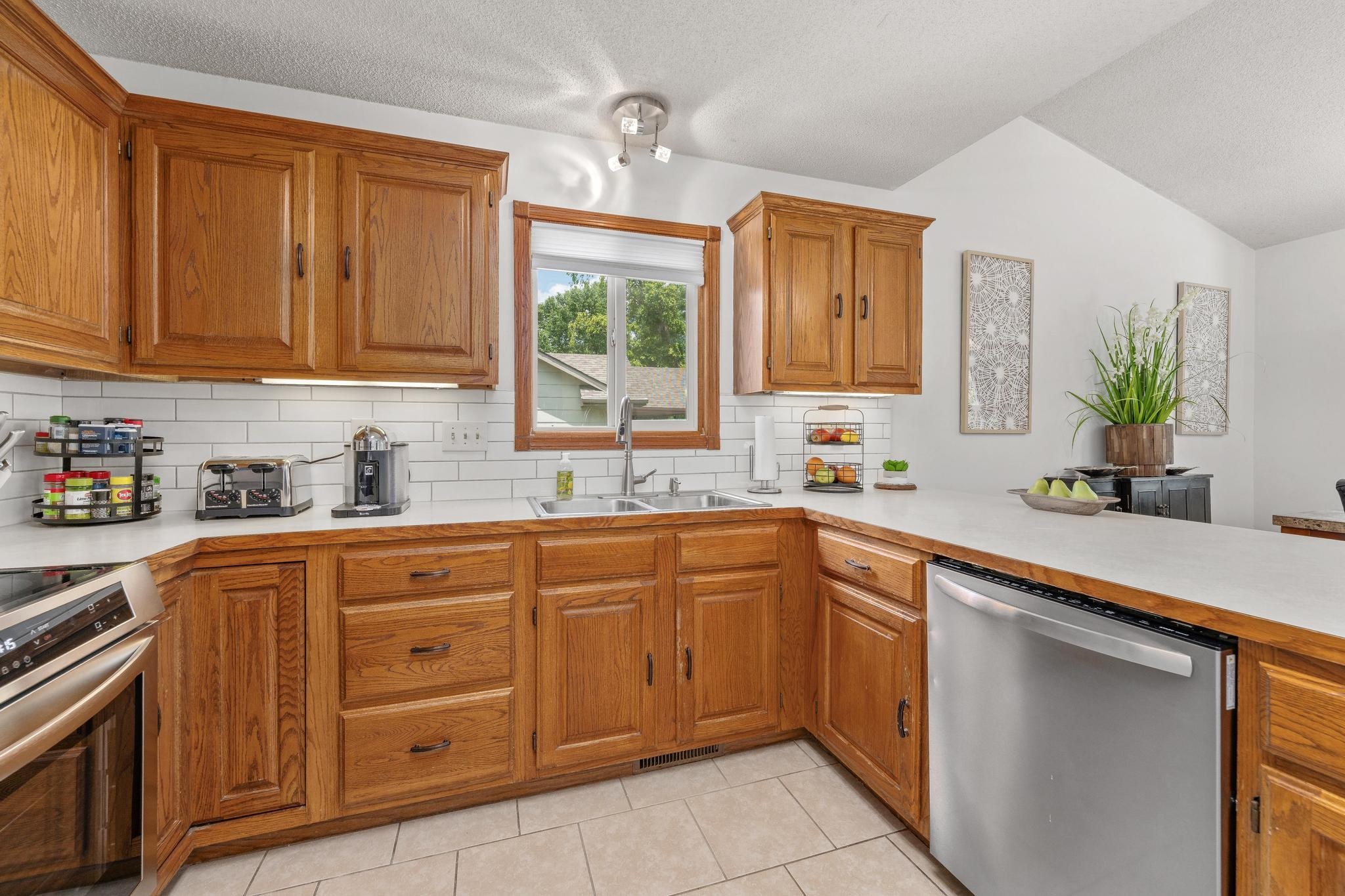 7307 W Barrington Court Wichita KS 67212