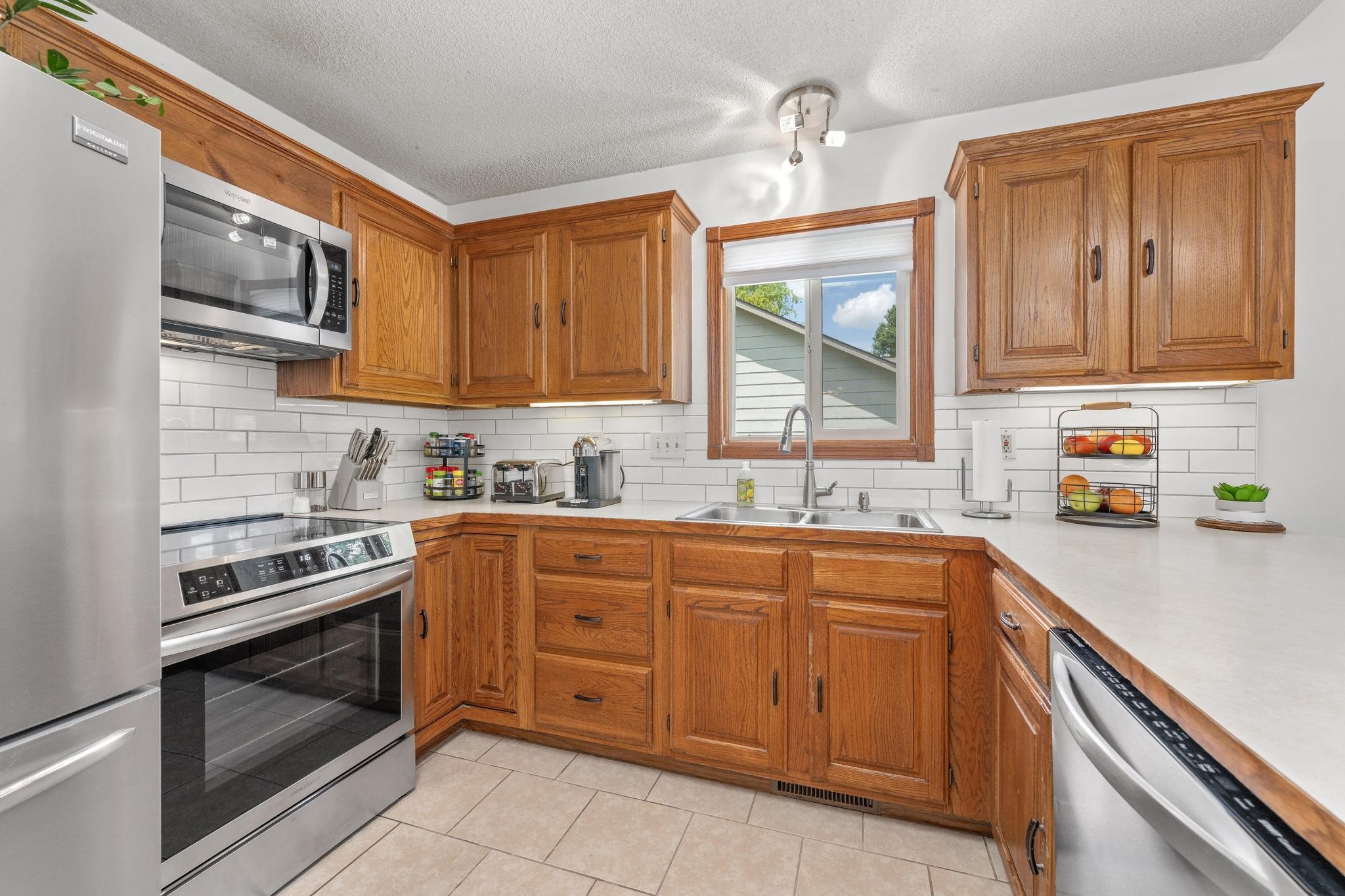 7307 W Barrington Court Wichita KS 67212