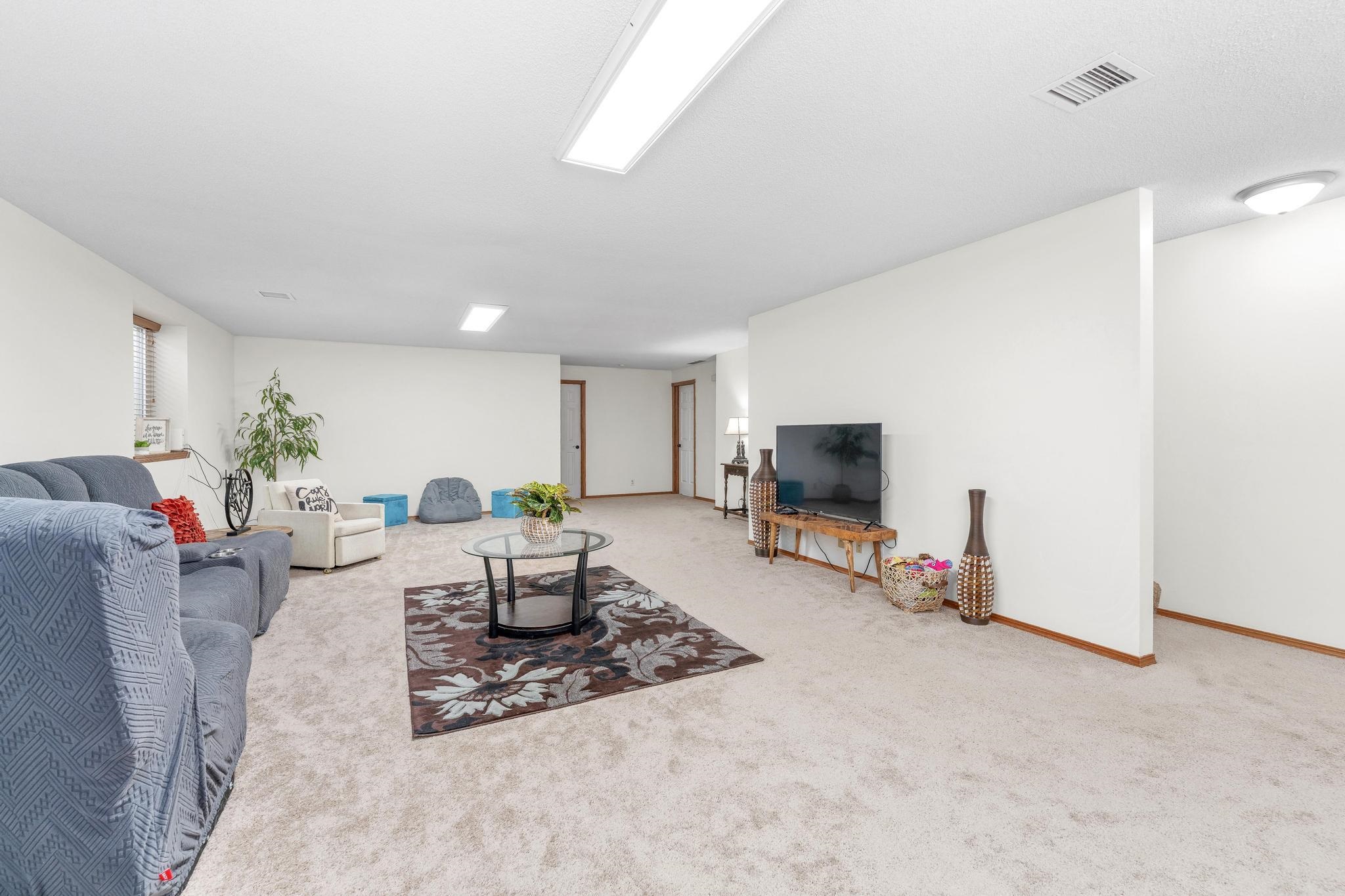 7307 W Barrington Court Wichita KS 67212