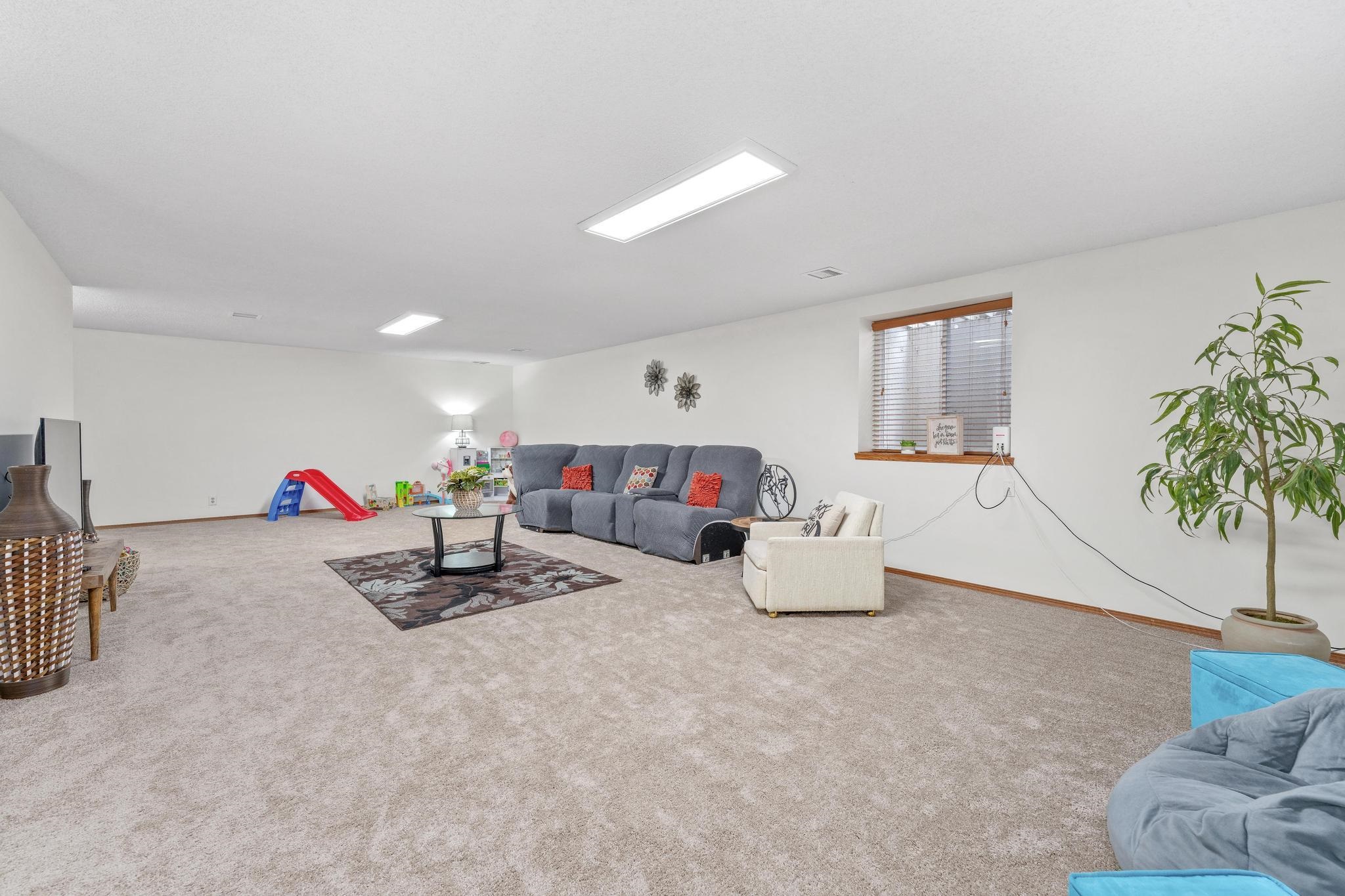 7307 W Barrington Court Wichita KS 67212