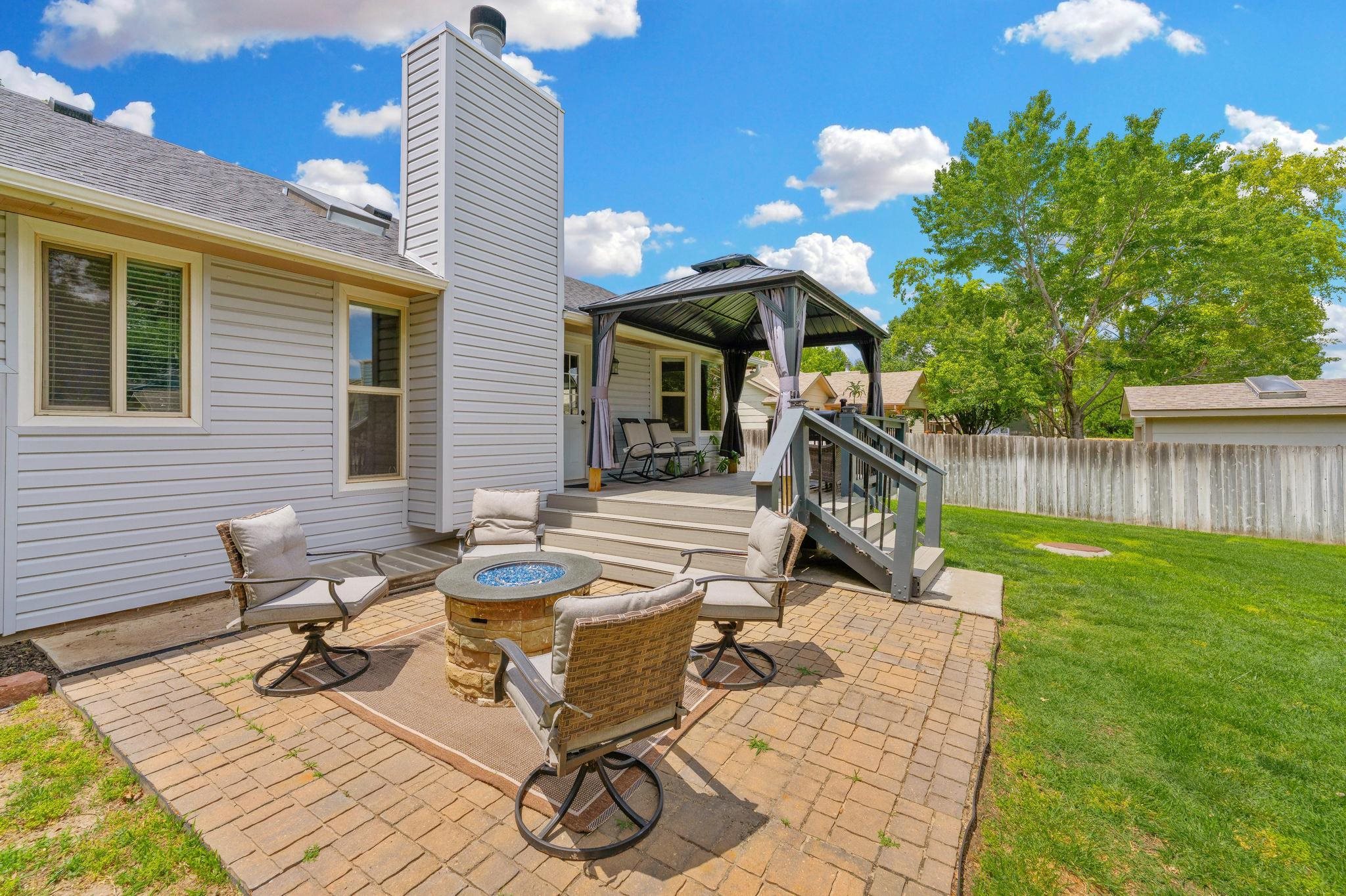 7307 W Barrington Court Wichita KS 67212
