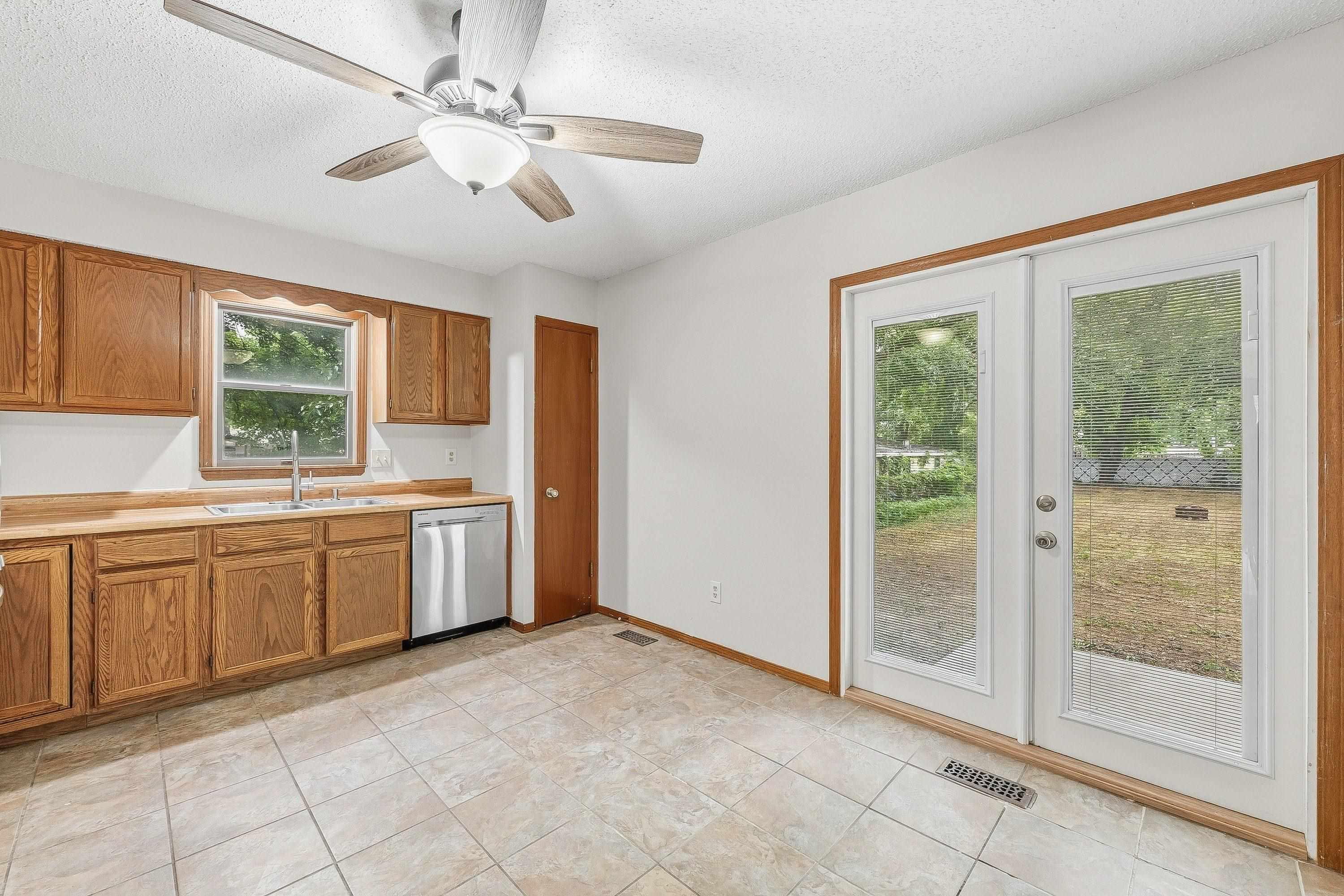 435 N Clara Street Wichita KS 67212