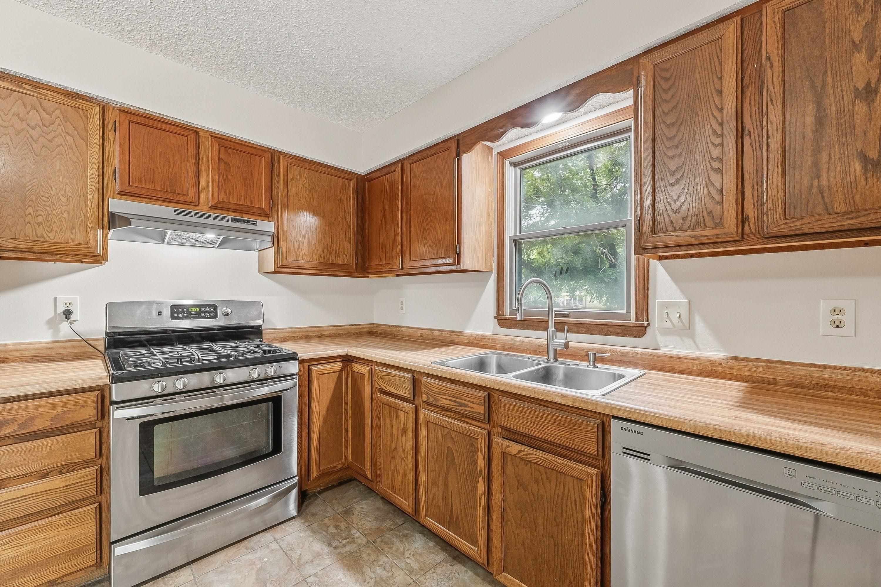 435 N Clara Street Wichita KS 67212