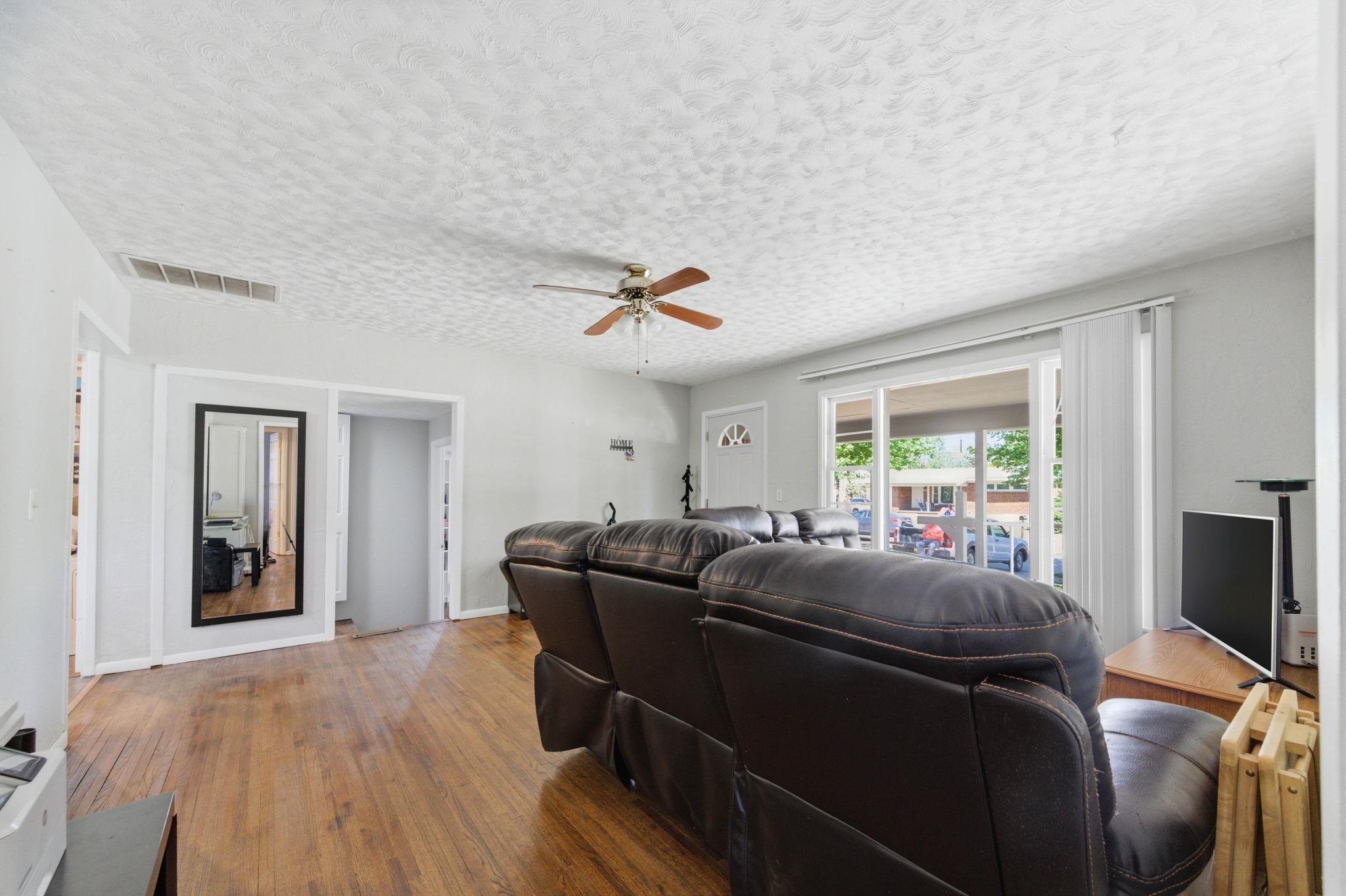 1227 E Alturas Street Wichita KS 67216
