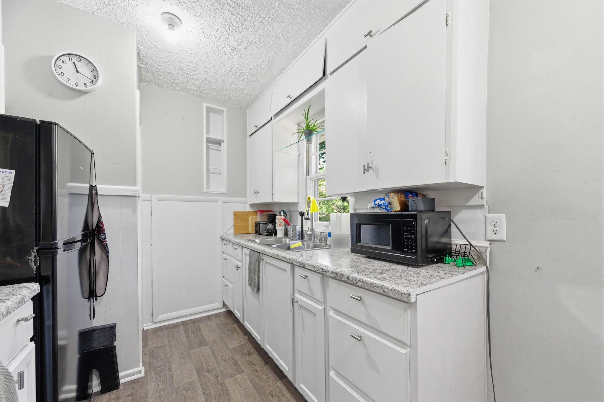 1227 E Alturas Street Wichita KS 67216