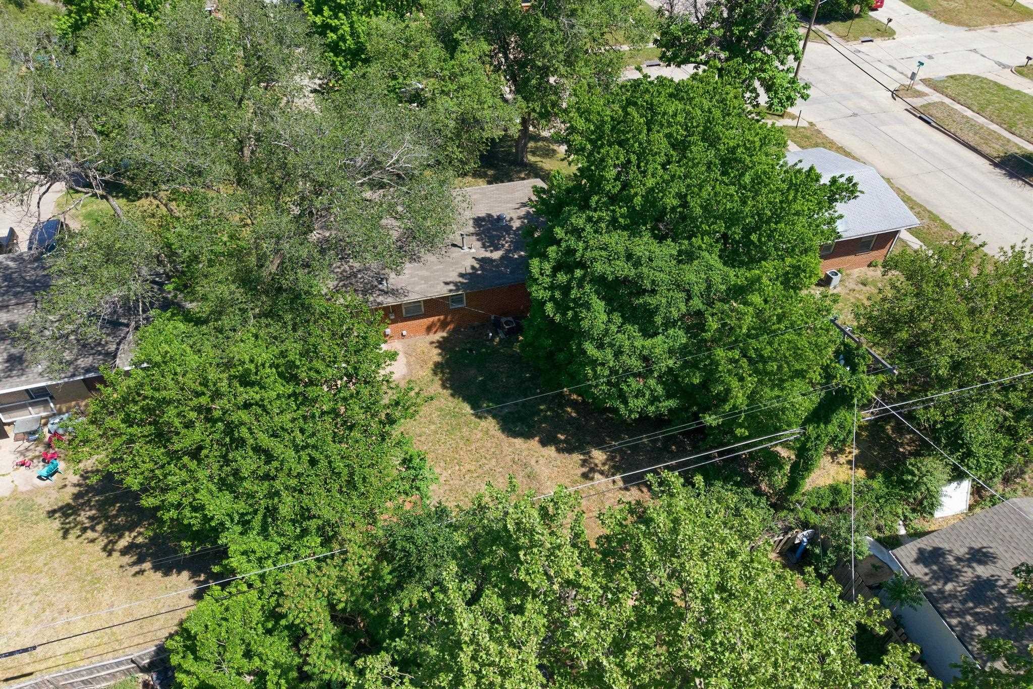 1227 E Alturas Street Wichita KS 67216