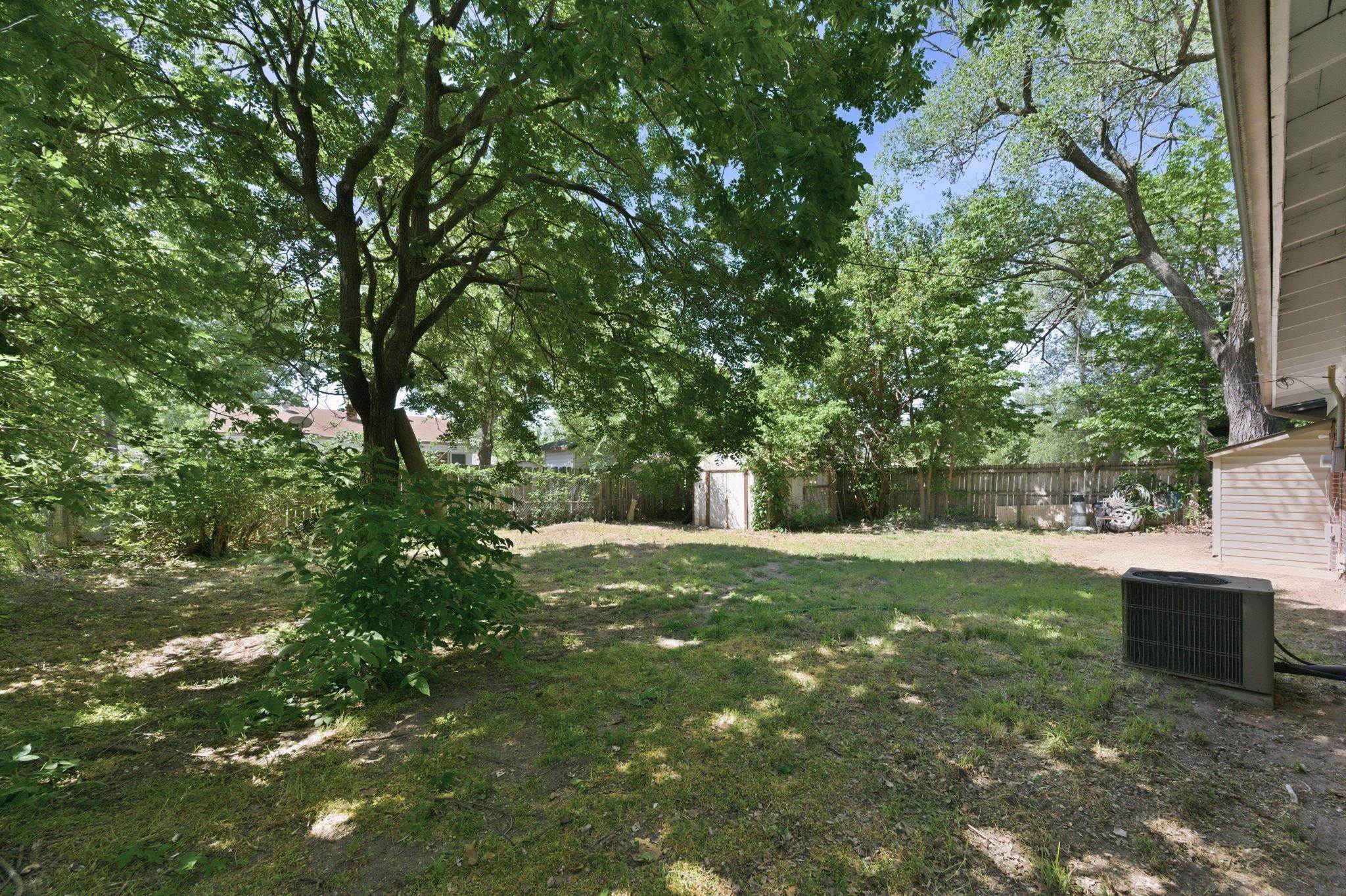 1227 E Alturas Street Wichita KS 67216