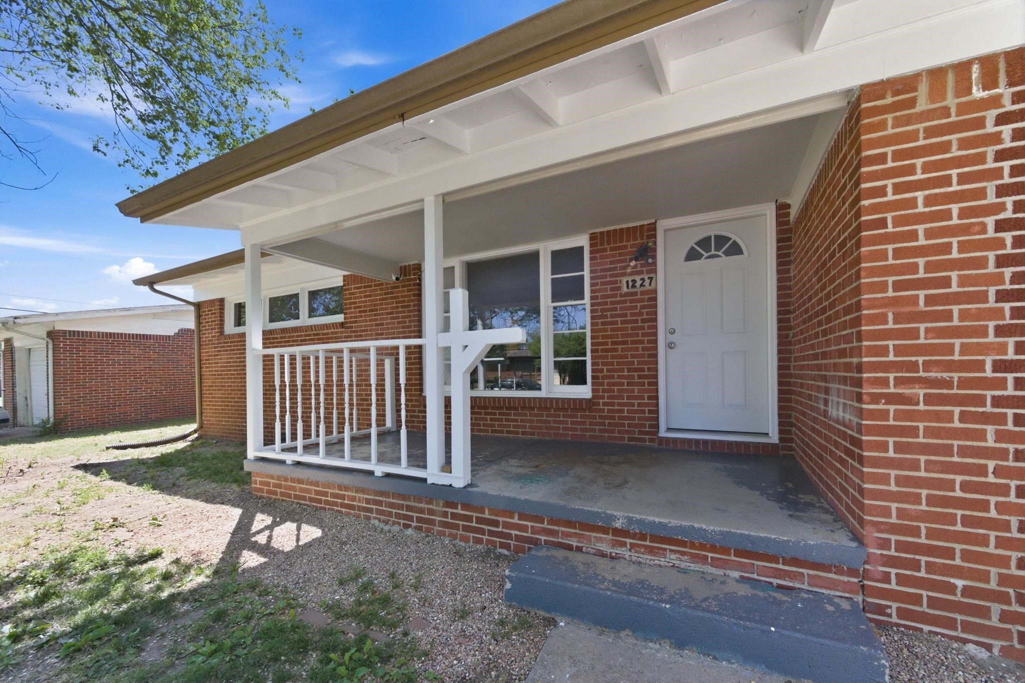 1227 E Alturas Street Wichita KS 67216