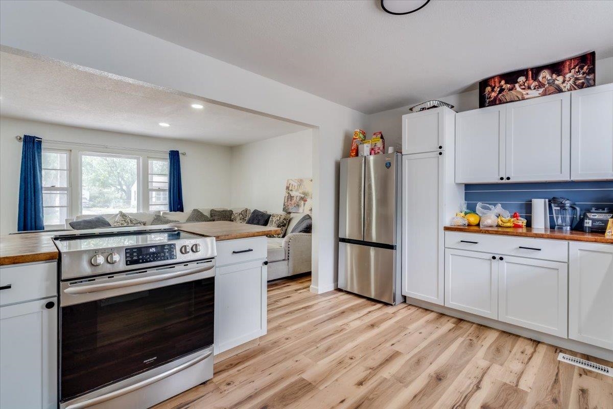 3238 S Edwards Wichita KS 67217