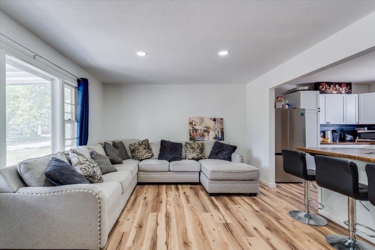 3238 S Edwards Wichita KS 67217