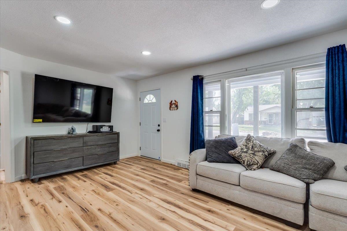 3238 S Edwards Wichita KS 67217